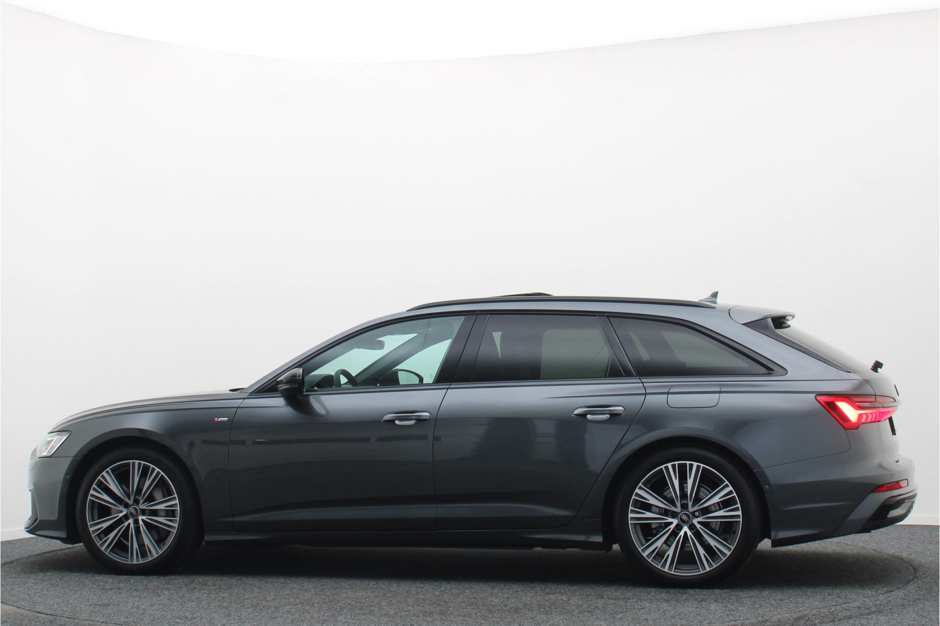 Foto van Audi A6 Avant 50 TFSI E