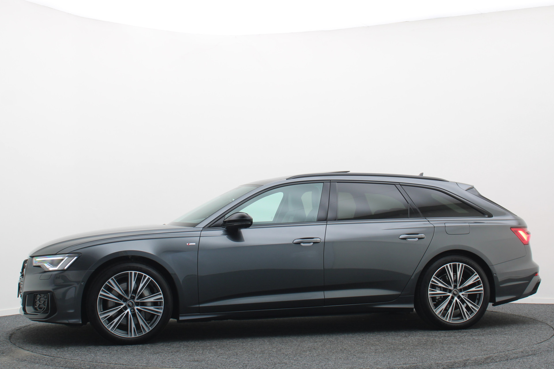 Foto van Audi A6 Avant 50 TFSI E