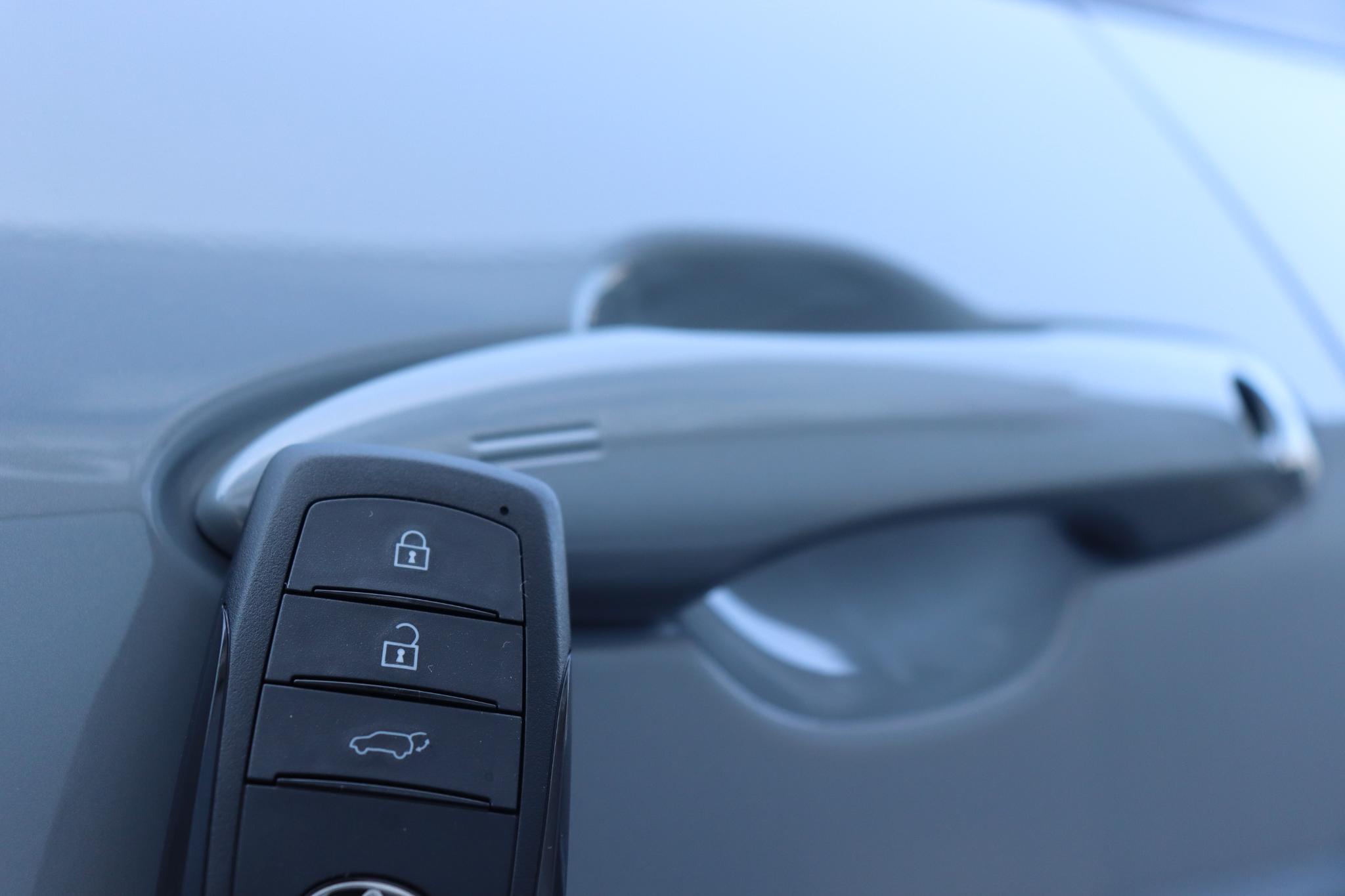 Foto van Toyota C-hr+