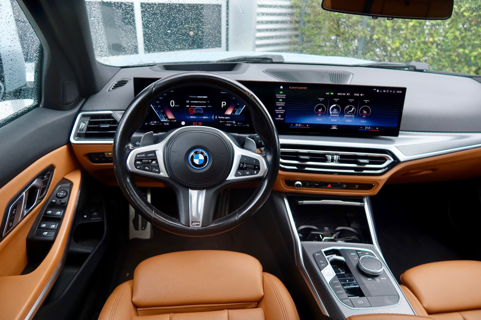 Foto van BMW 330e xDrive