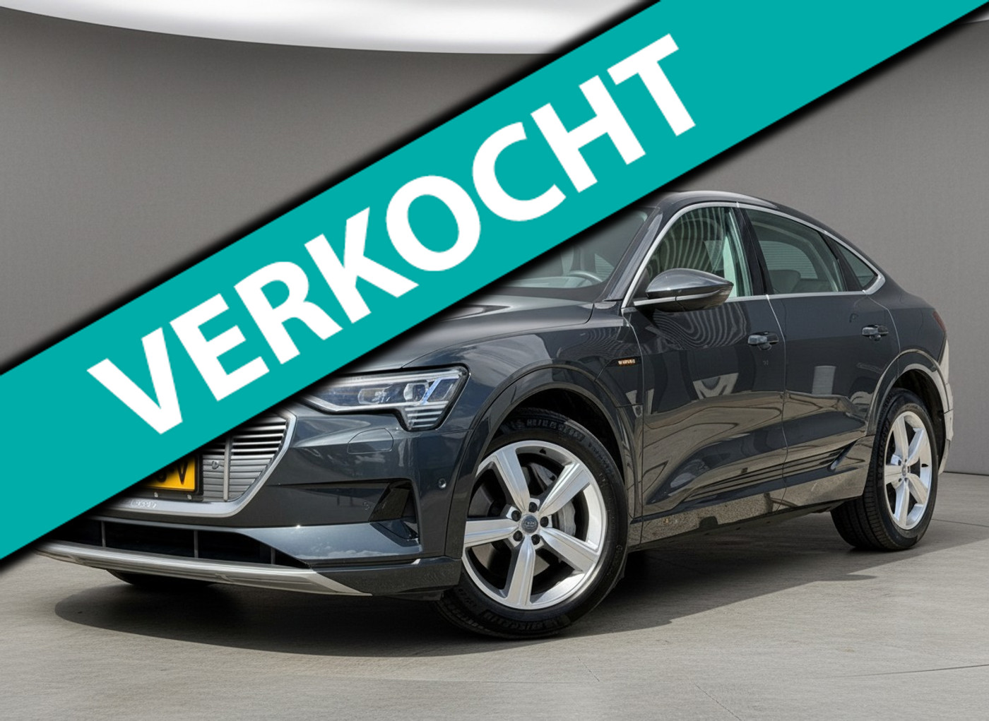 Audi E-tron Sportback 55 55 quattro Business edition Plus 95 kWh| Luchtvering|Leder|HUD|Trekhaak|3D-camera|Memory 2020 - voorkant