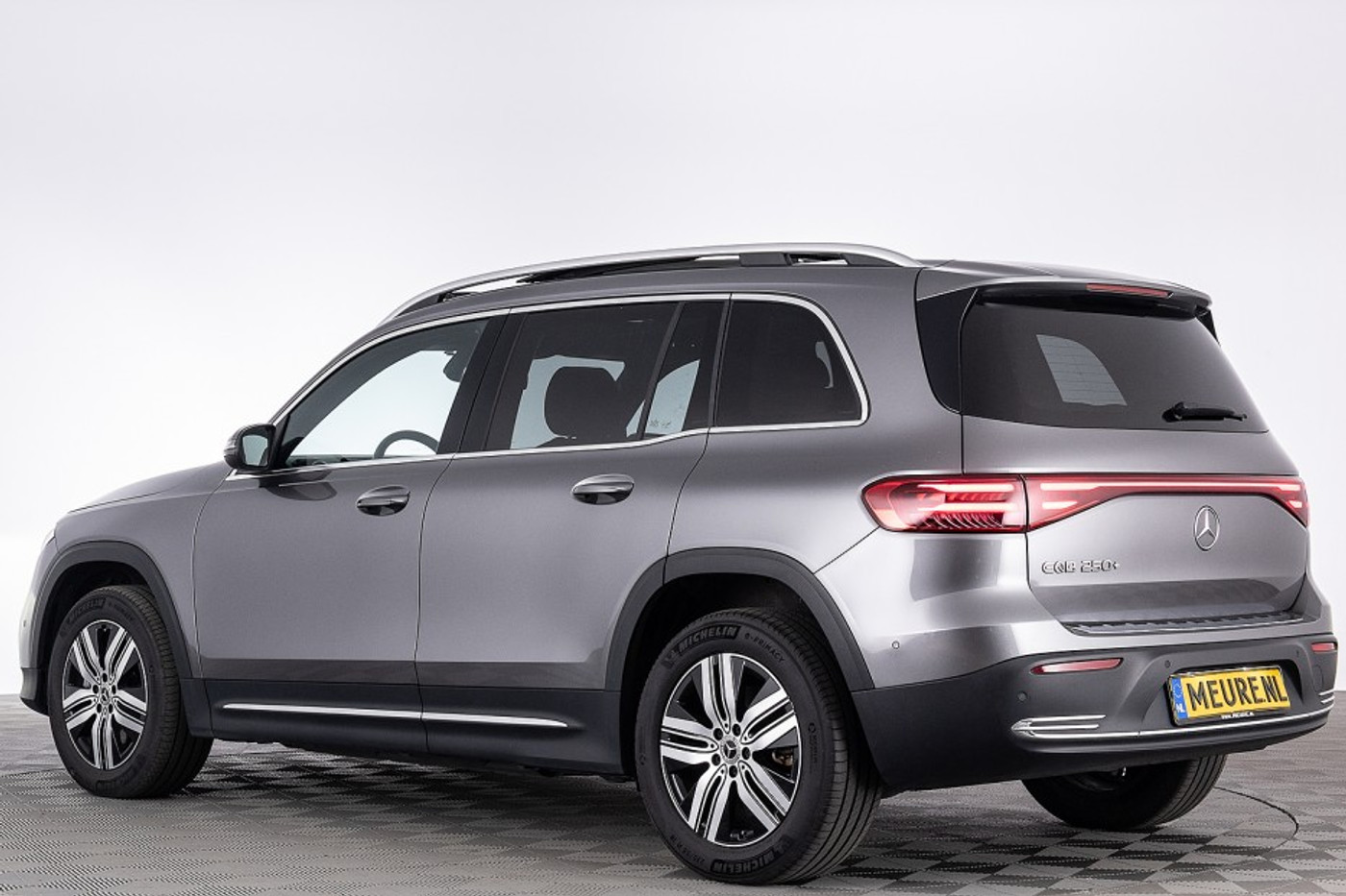 Foto van Mercedes-Benz Eqb