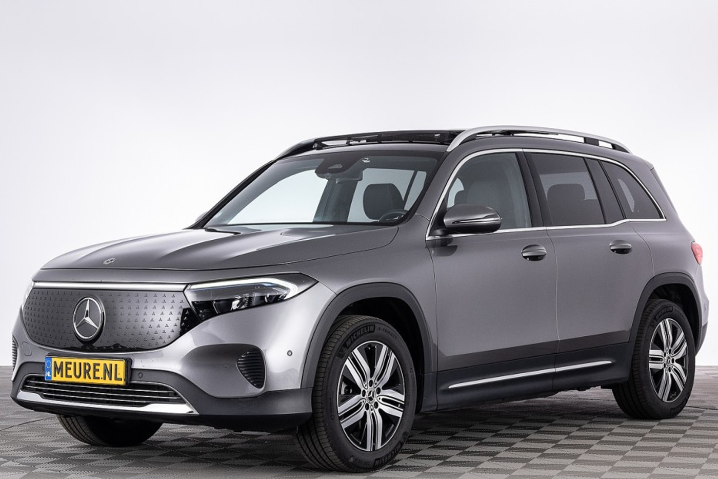 Foto van Mercedes-Benz Eqb