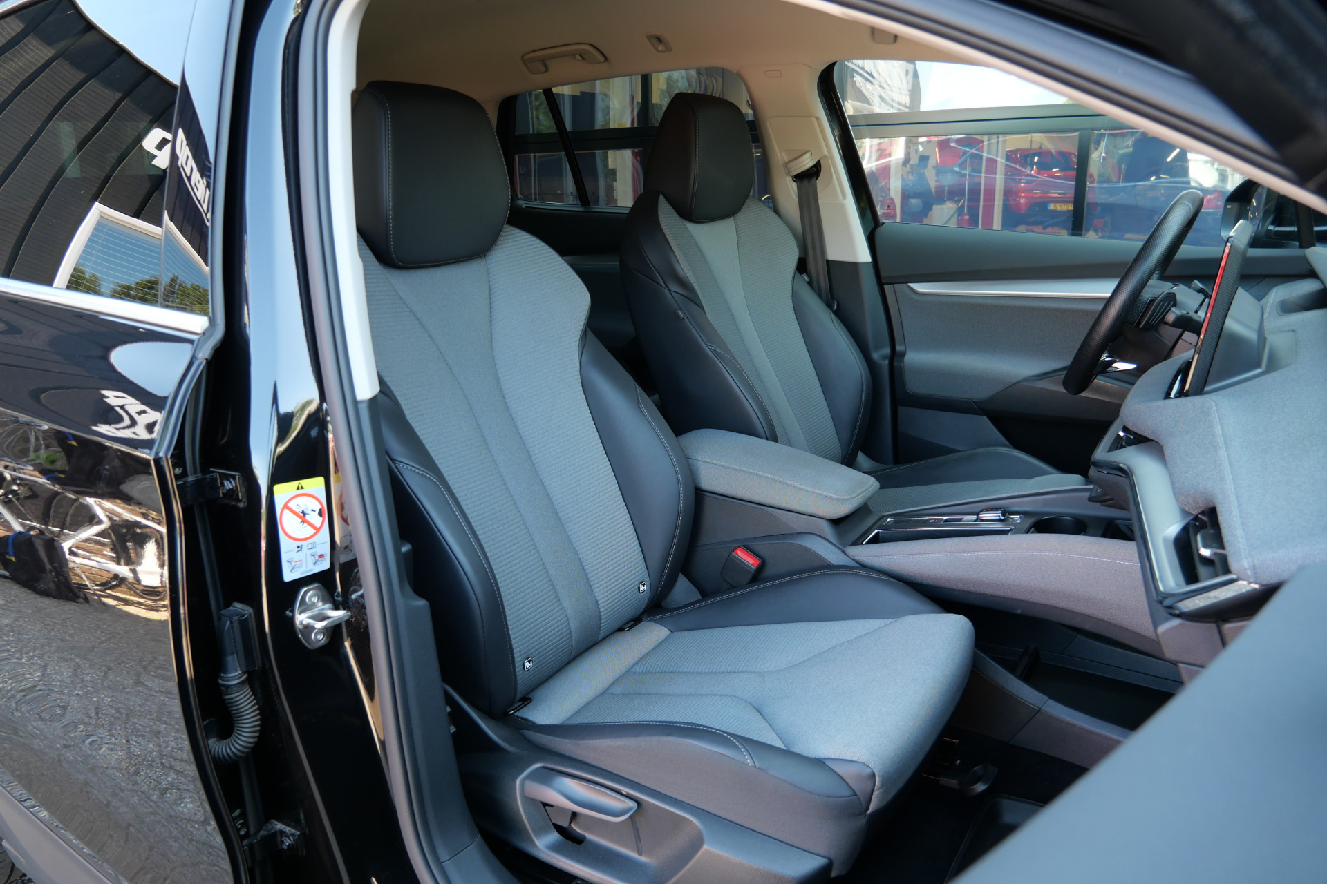 Foto van Skoda Enyaq 80