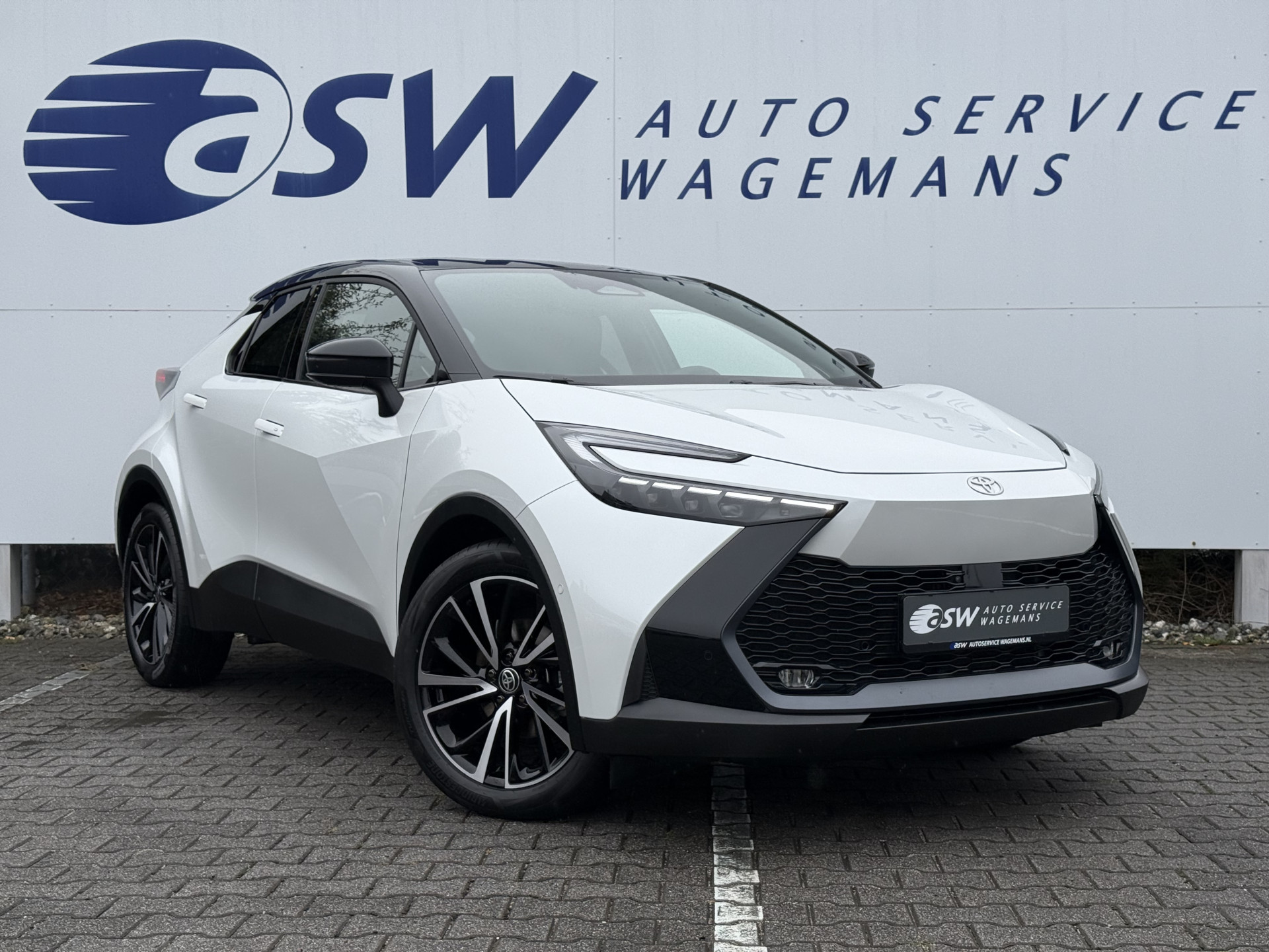 Foto van Toyota C-hr
