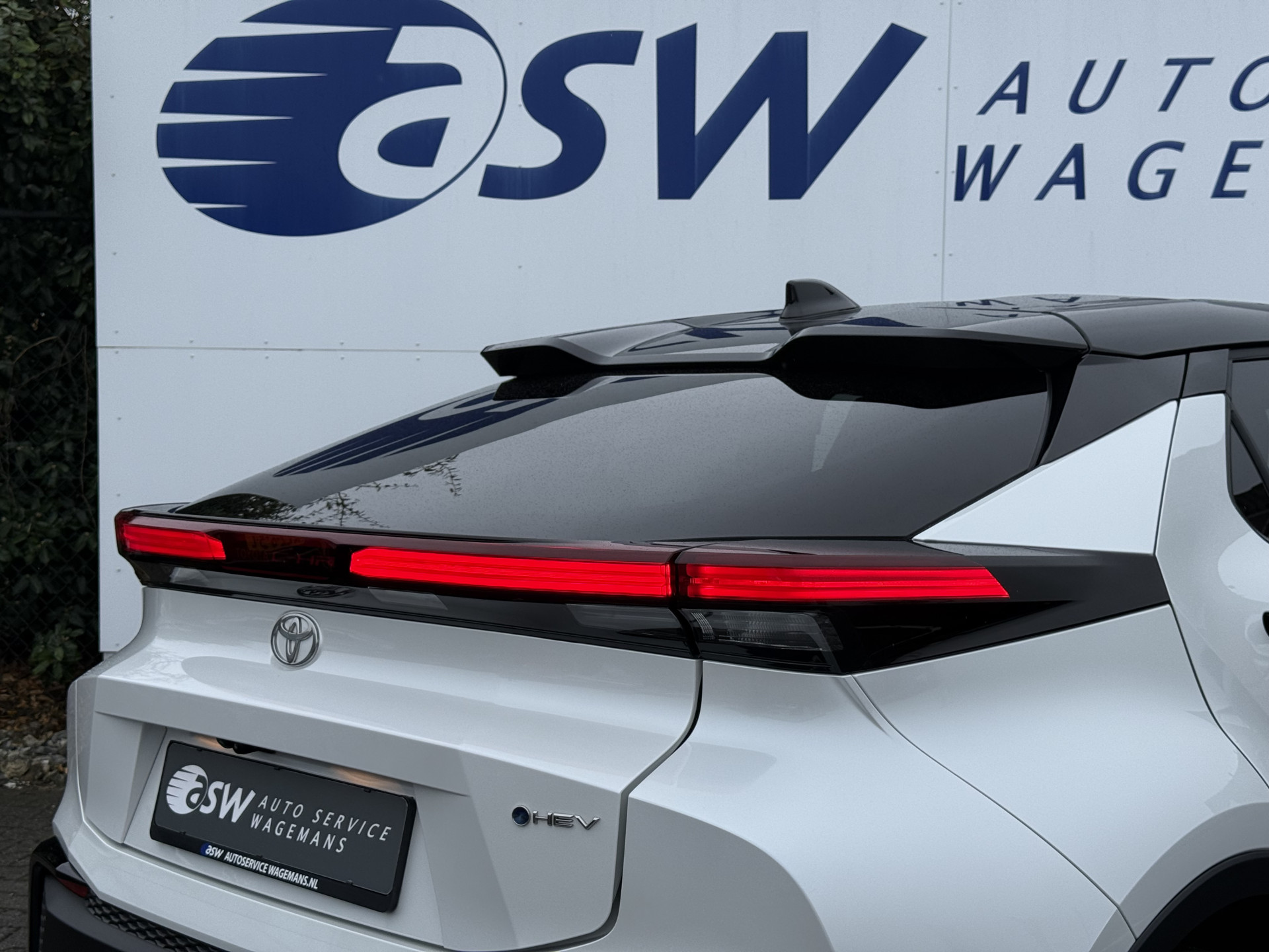 Foto van Toyota C-hr