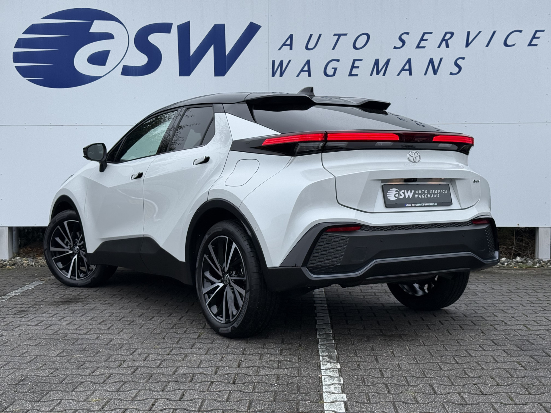 Foto van Toyota C-hr