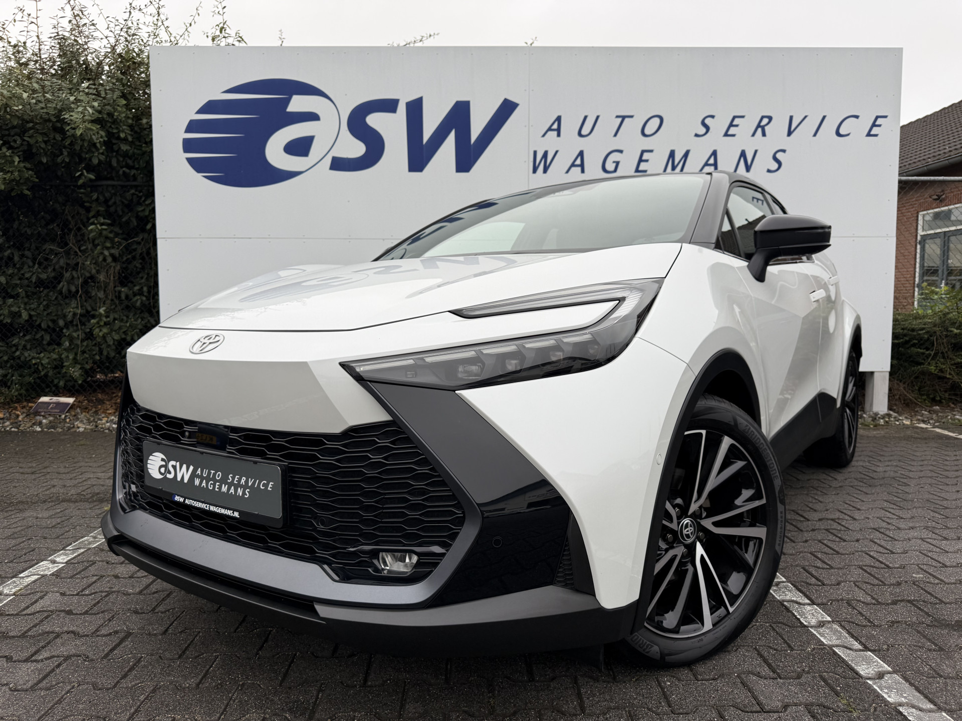 Foto van Toyota C-hr