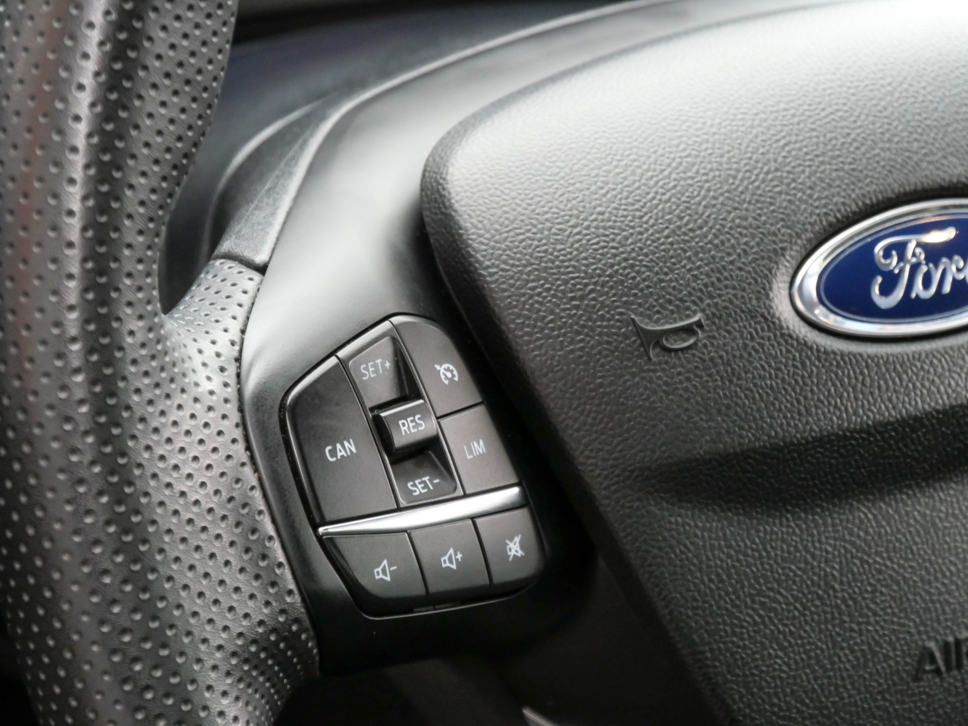 Foto van Ford Puma
