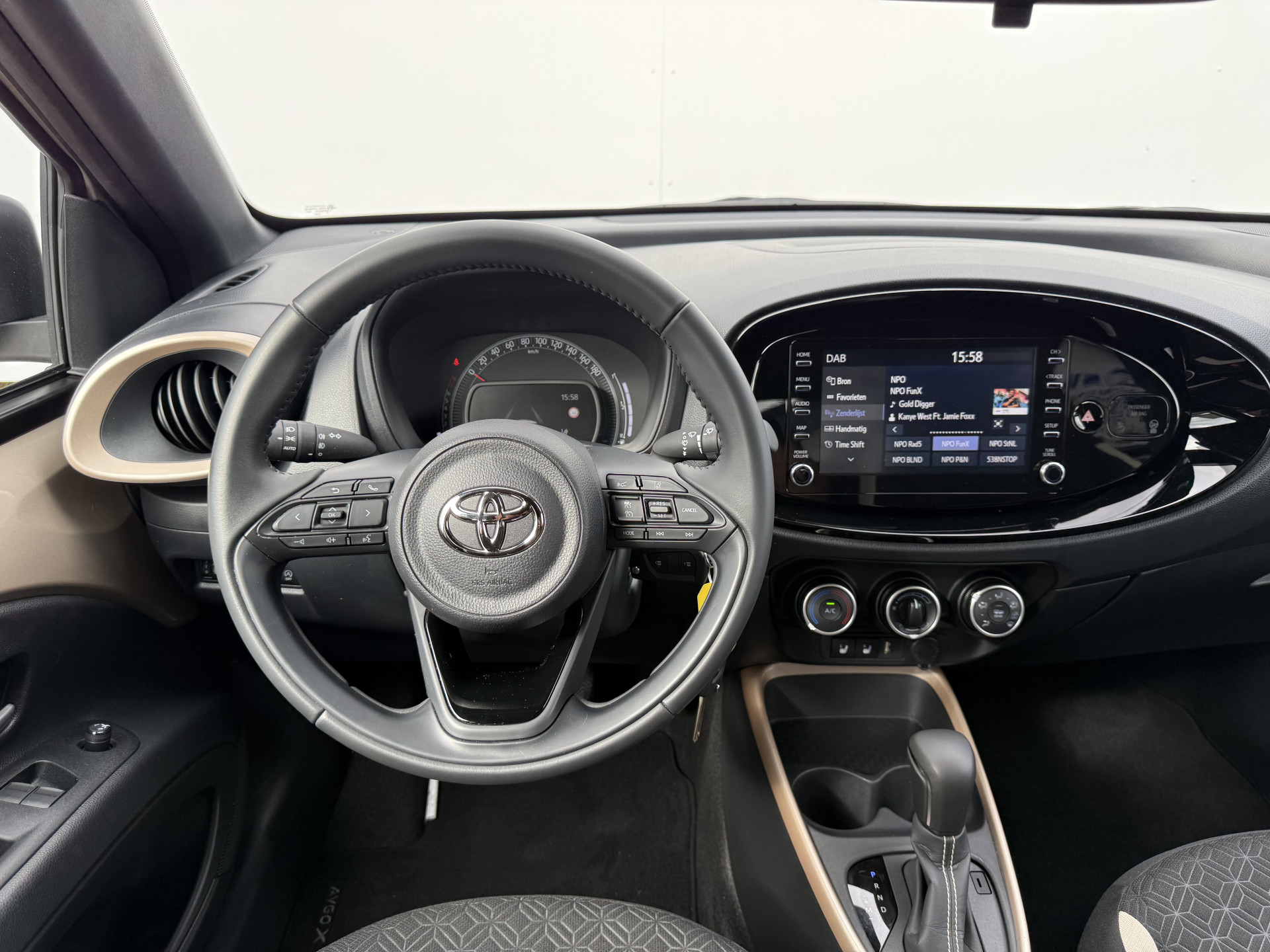 Foto van Toyota Aygo X