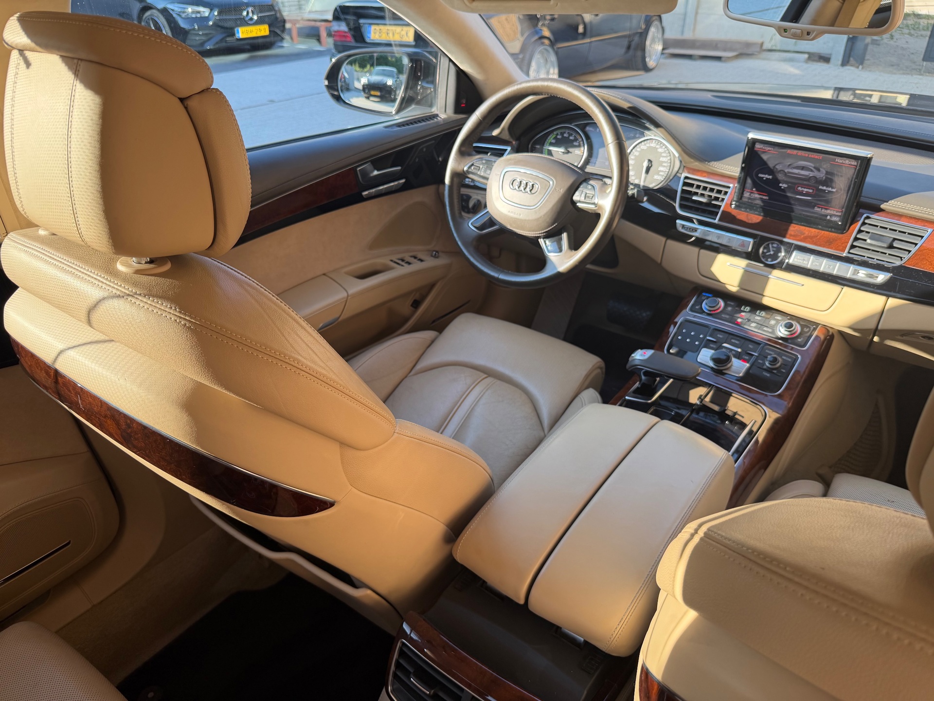Foto van Audi A8