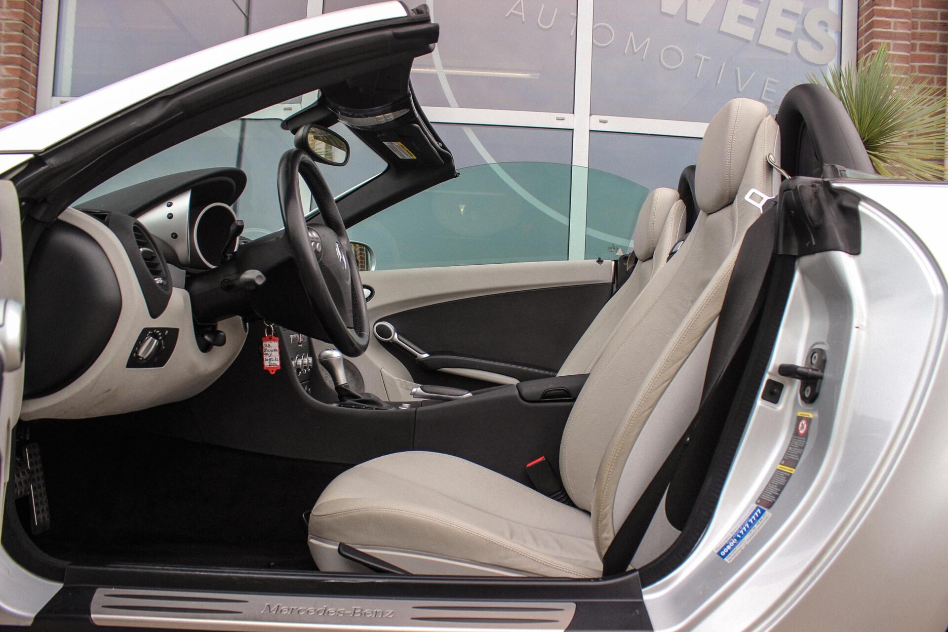 Foto van Mercedes-Benz SLK 200 Kompressor