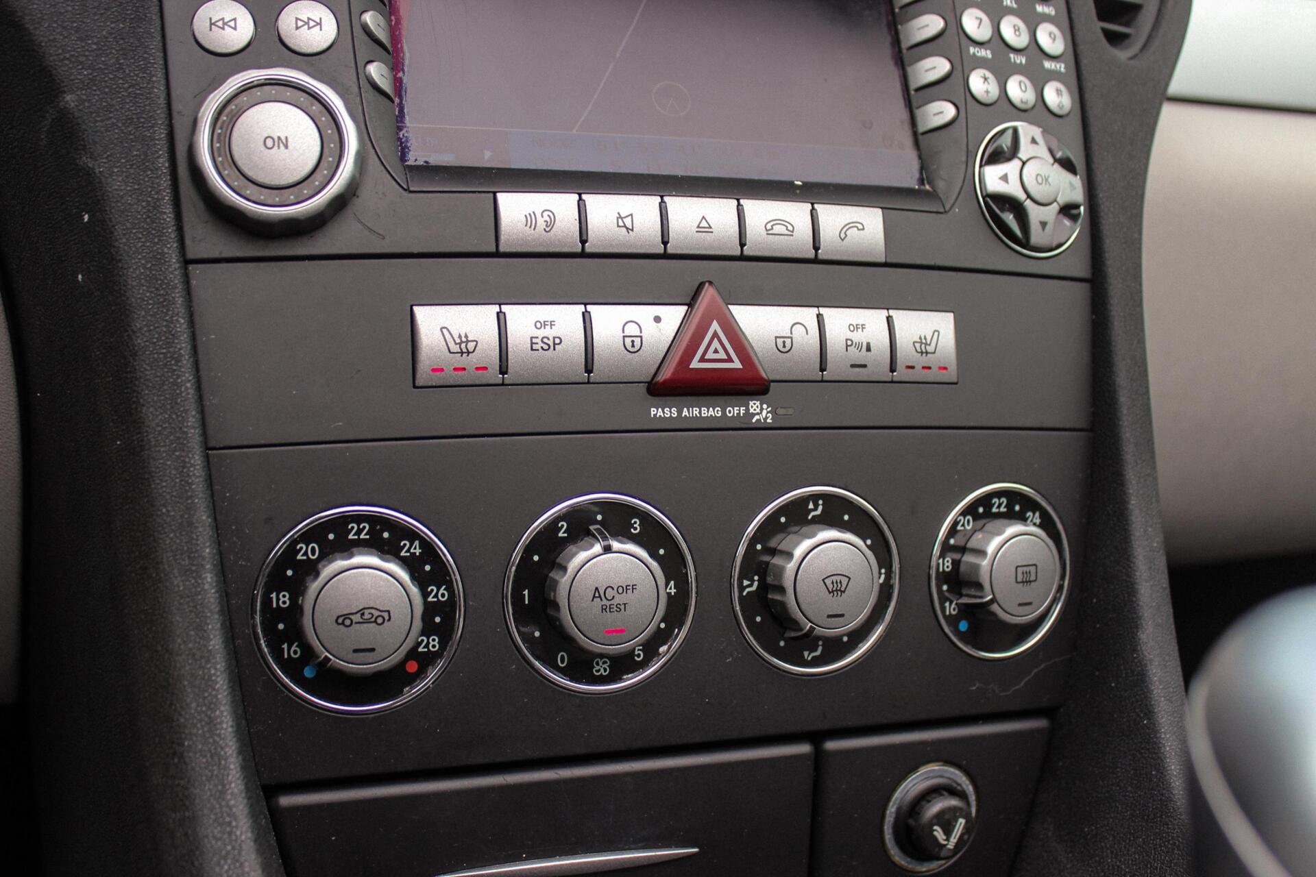 Foto van Mercedes-Benz SLK 200 Kompressor