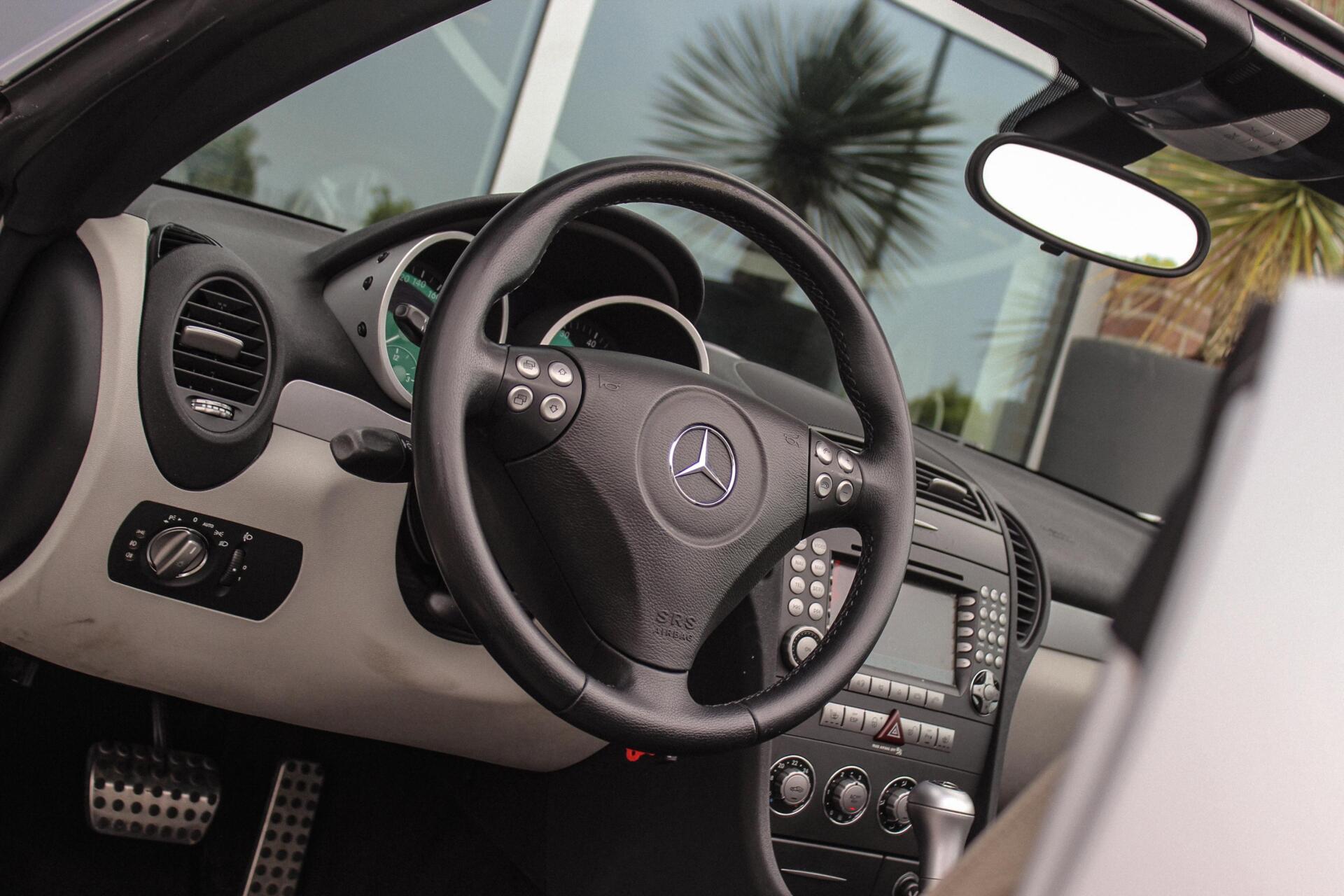 Foto van Mercedes-Benz SLK 200 Kompressor