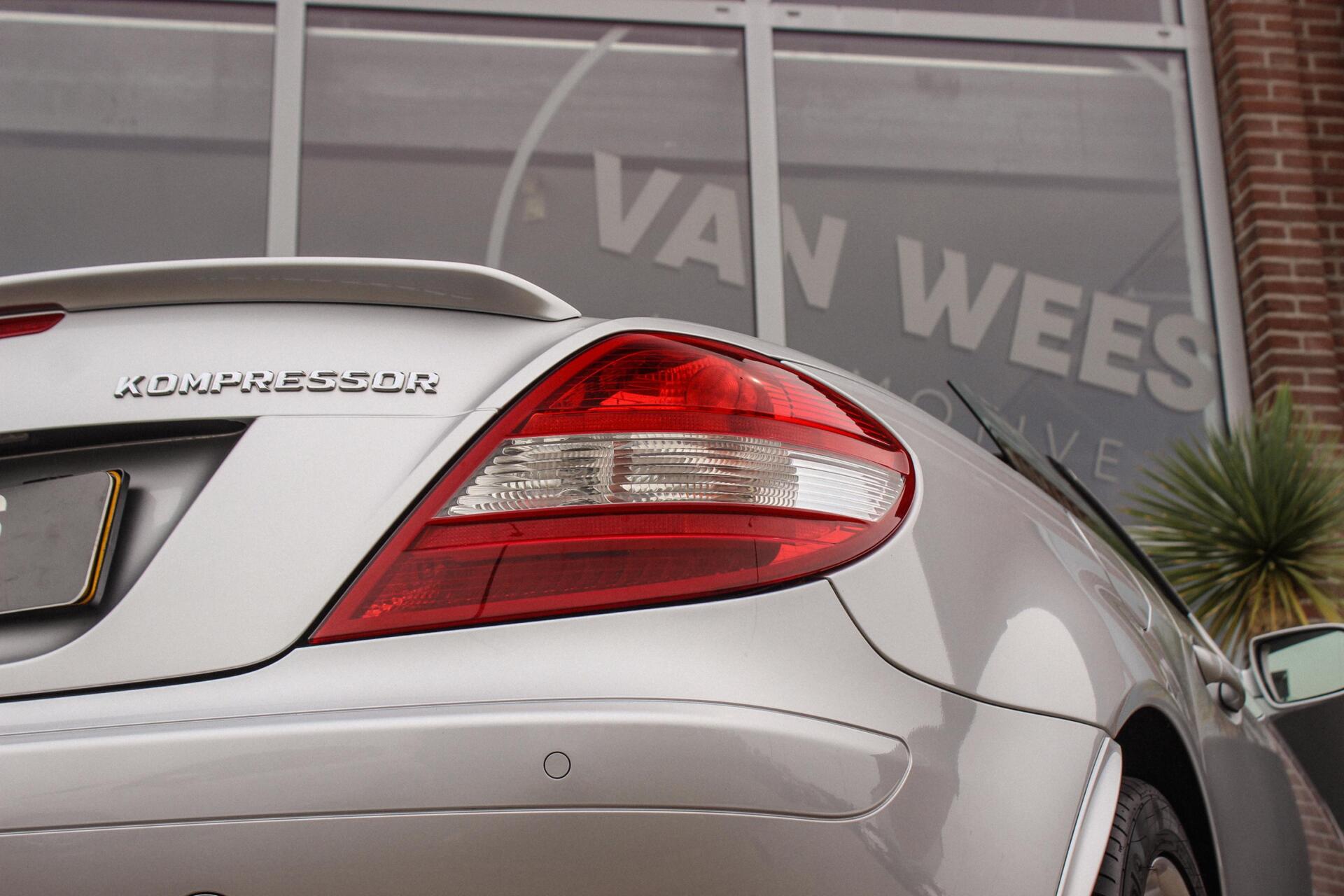 Foto van Mercedes-Benz SLK 200 Kompressor