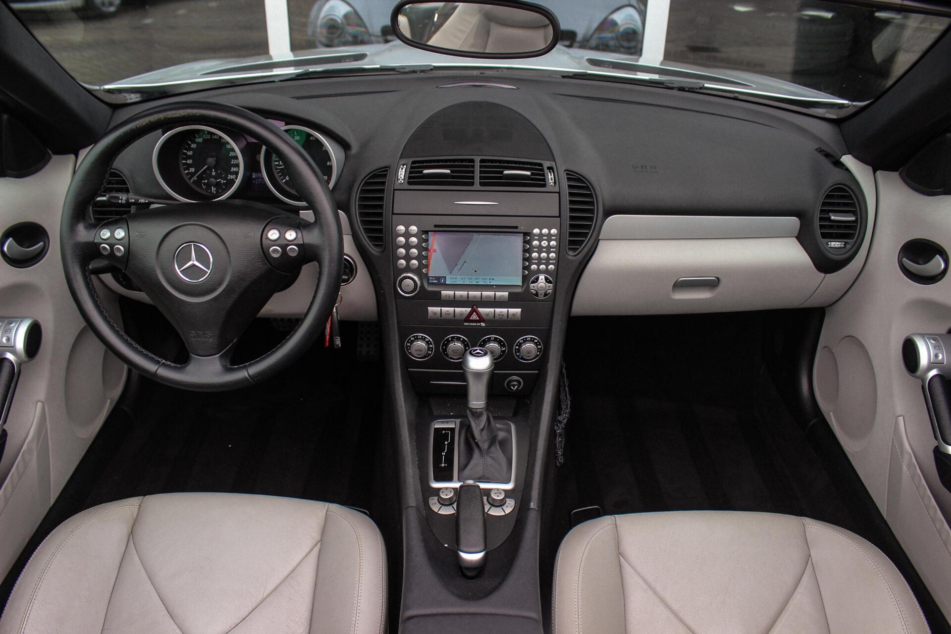 Foto van Mercedes-Benz SLK 200 Kompressor