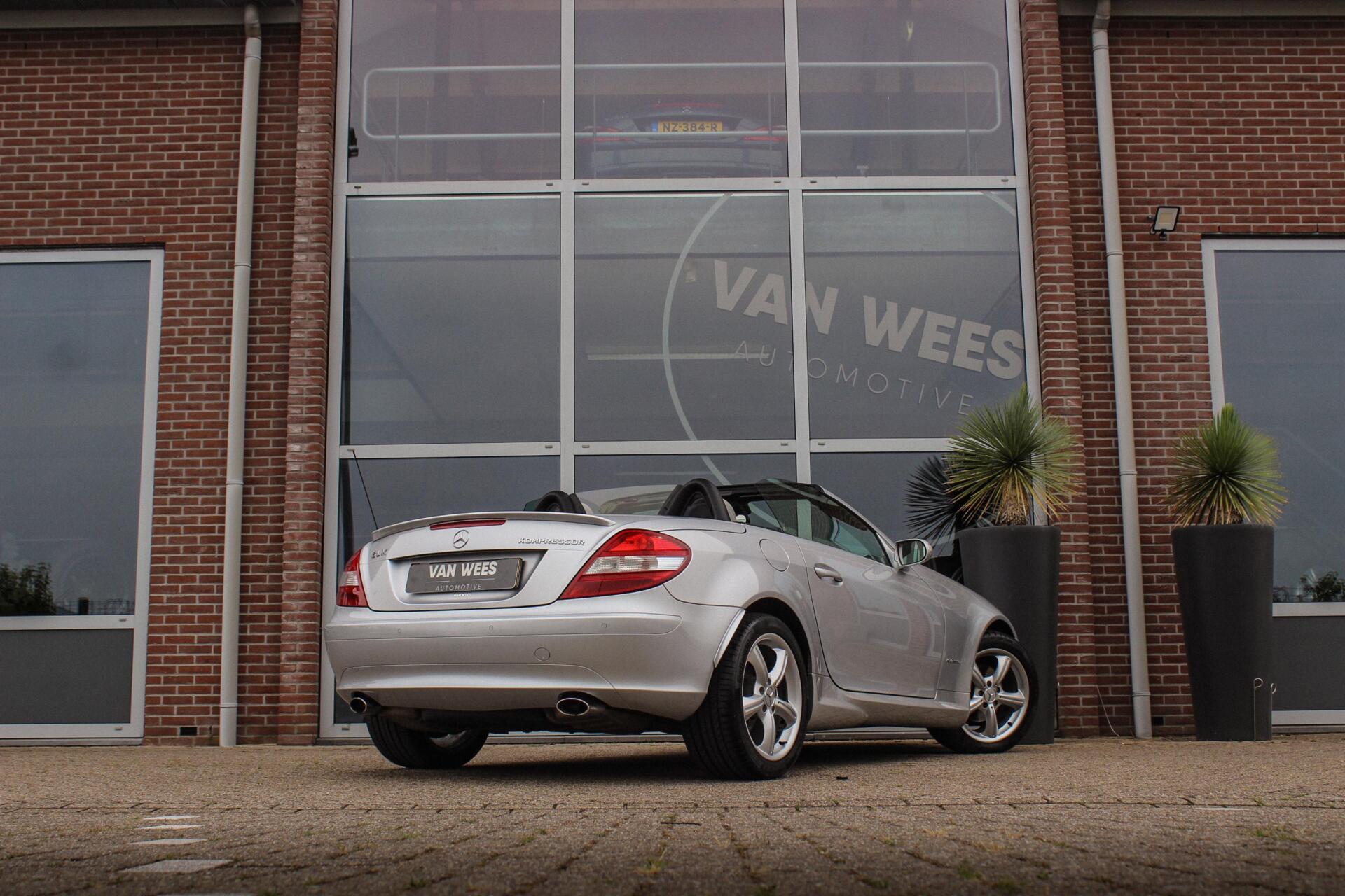 Foto van Mercedes-Benz SLK 200 Kompressor