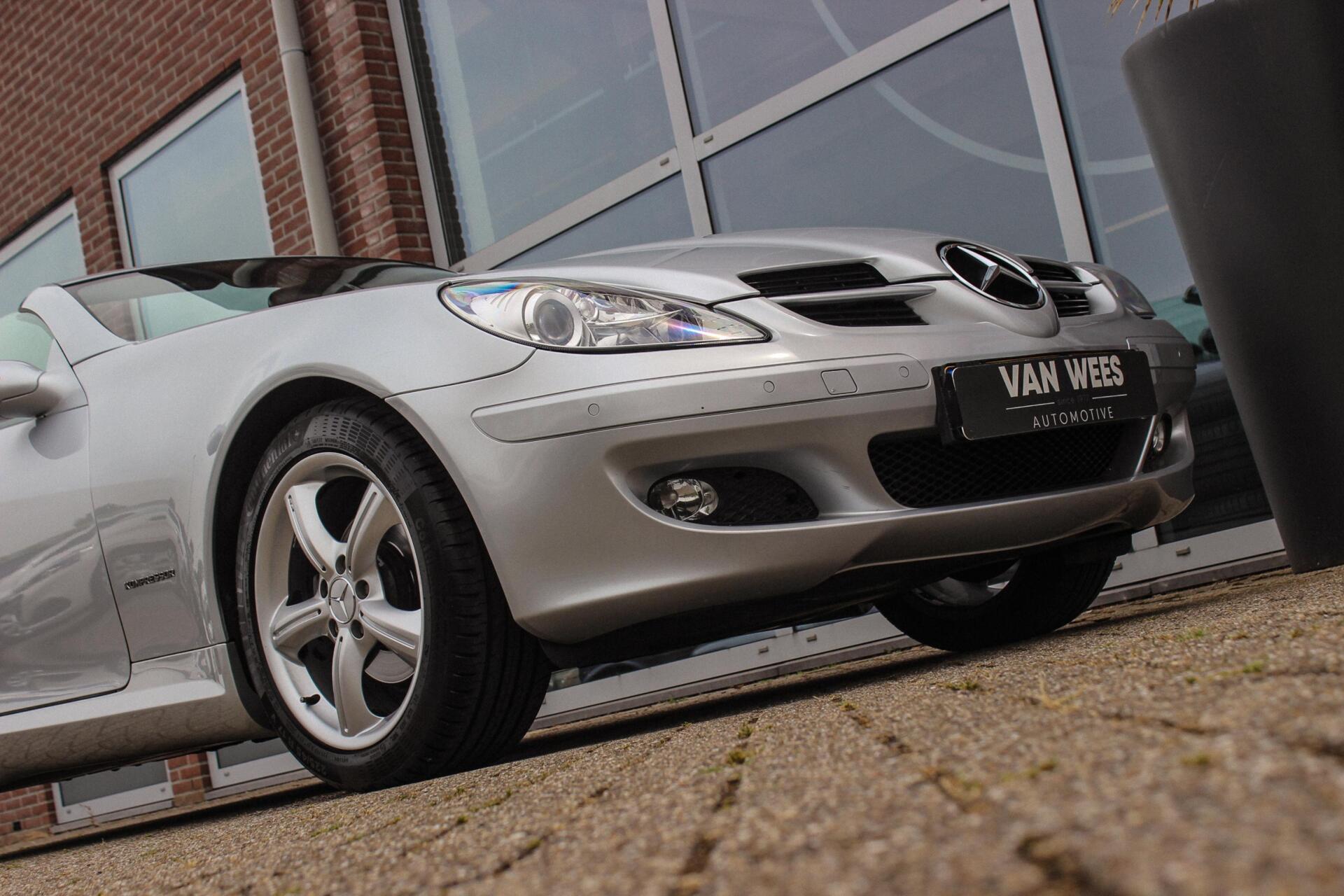 Foto van Mercedes-Benz SLK 200 Kompressor
