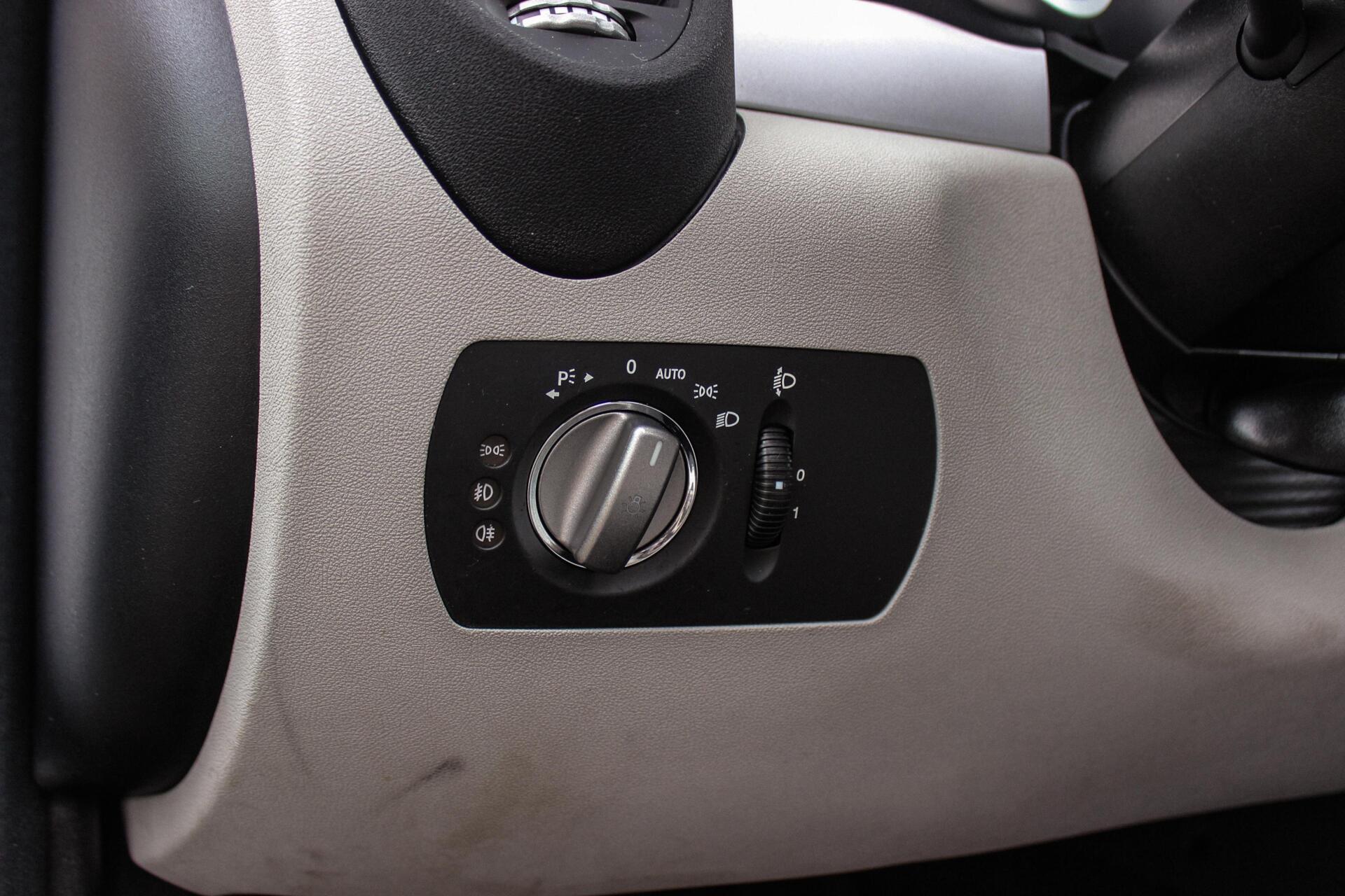 Foto van Mercedes-Benz SLK 200 Kompressor