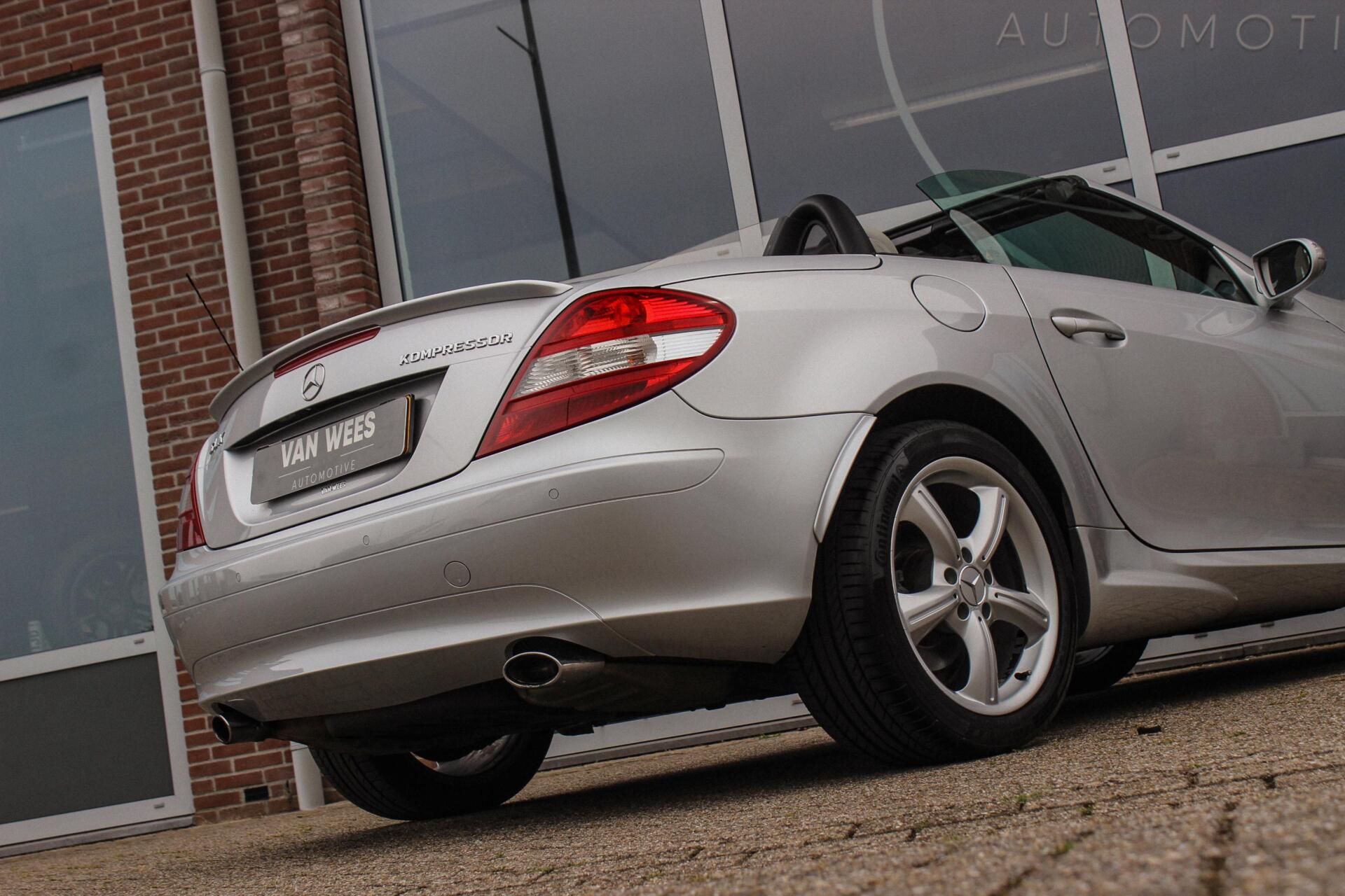 Foto van Mercedes-Benz SLK 200 Kompressor