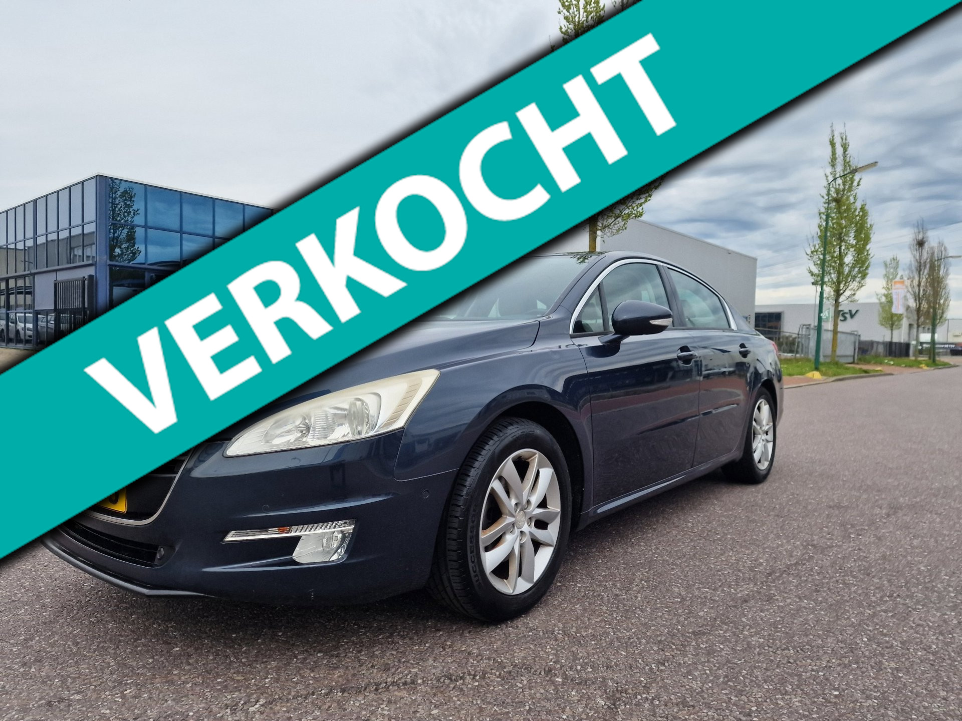 Peugeot 508 1.6 THP Active NAVI PSENSOR LEDER TREKHAAK CRUISE 2011 - voorkant