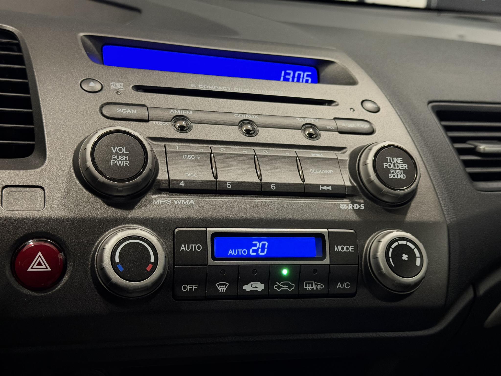 Foto van Honda Civic 4dr Hybrid