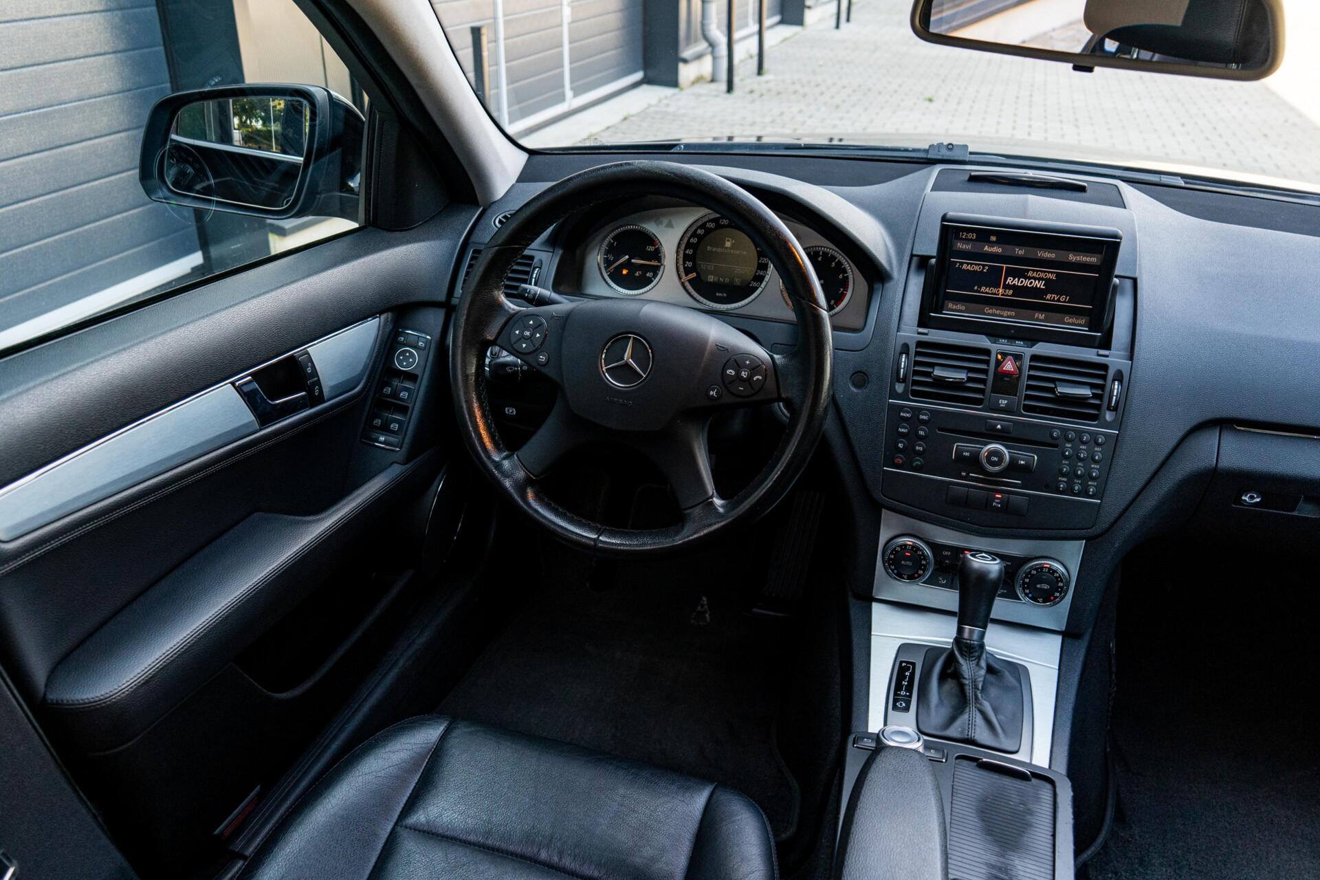 Foto van Mercedes-Benz C 280