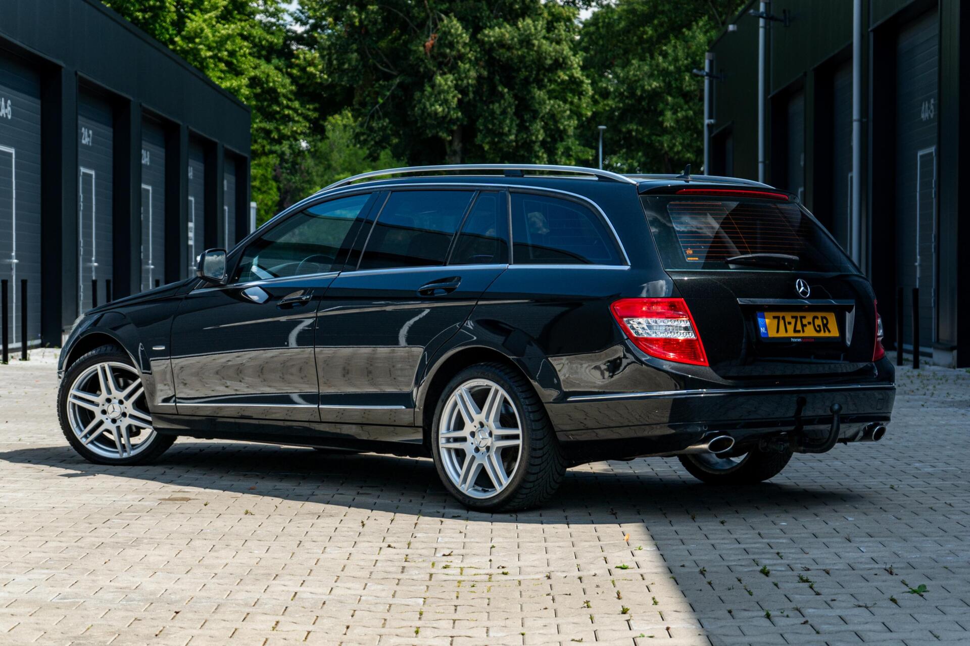 Foto van Mercedes-Benz C 280