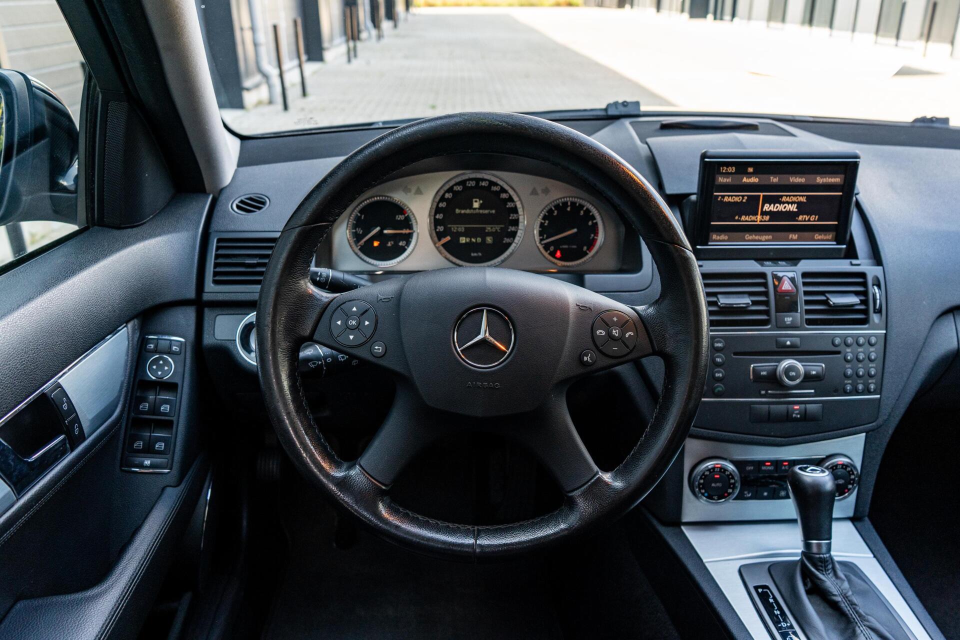Foto van Mercedes-Benz C 280