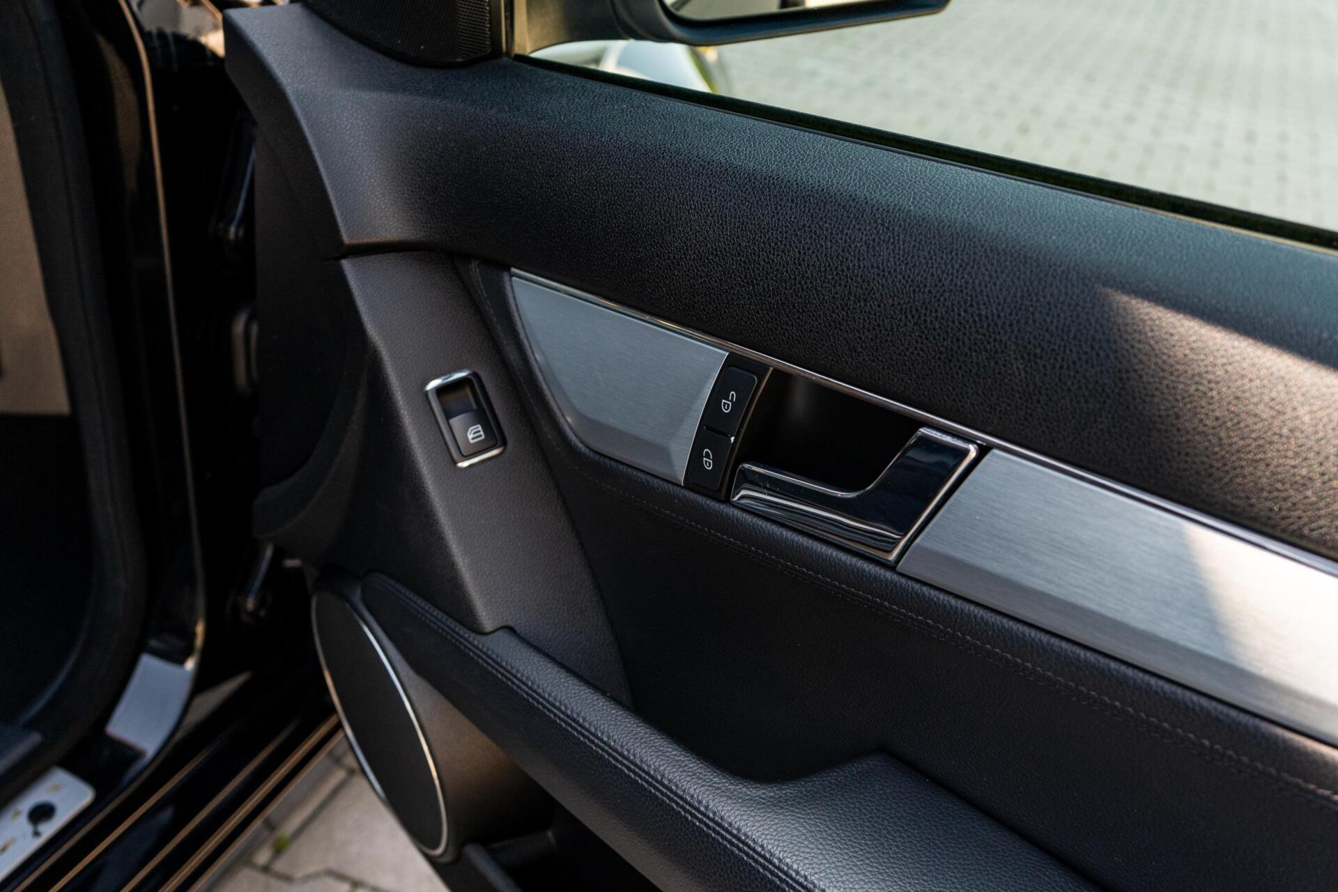 Foto van Mercedes-Benz C 280