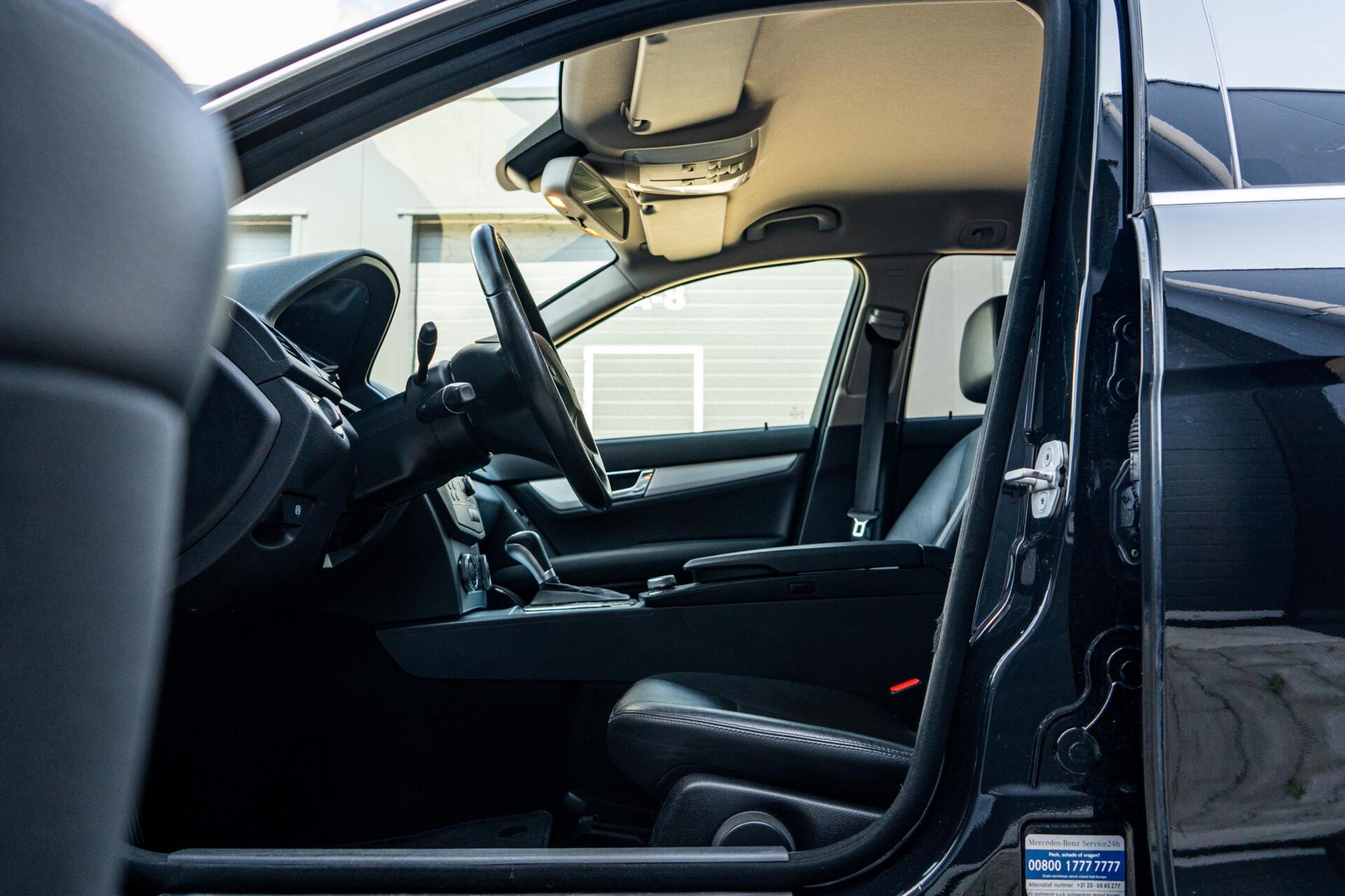 Foto van Mercedes-Benz C 280
