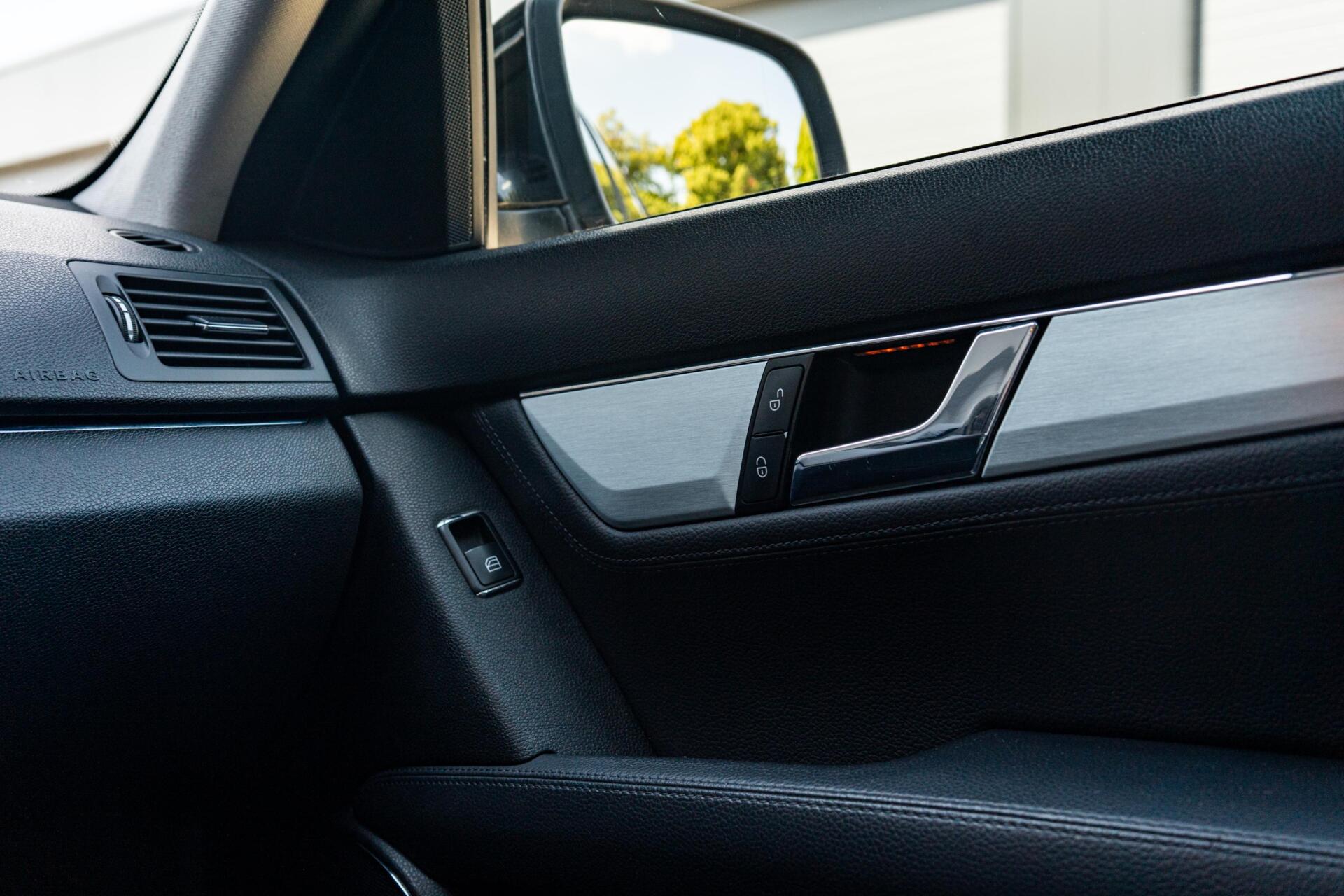 Foto van Mercedes-Benz C 280