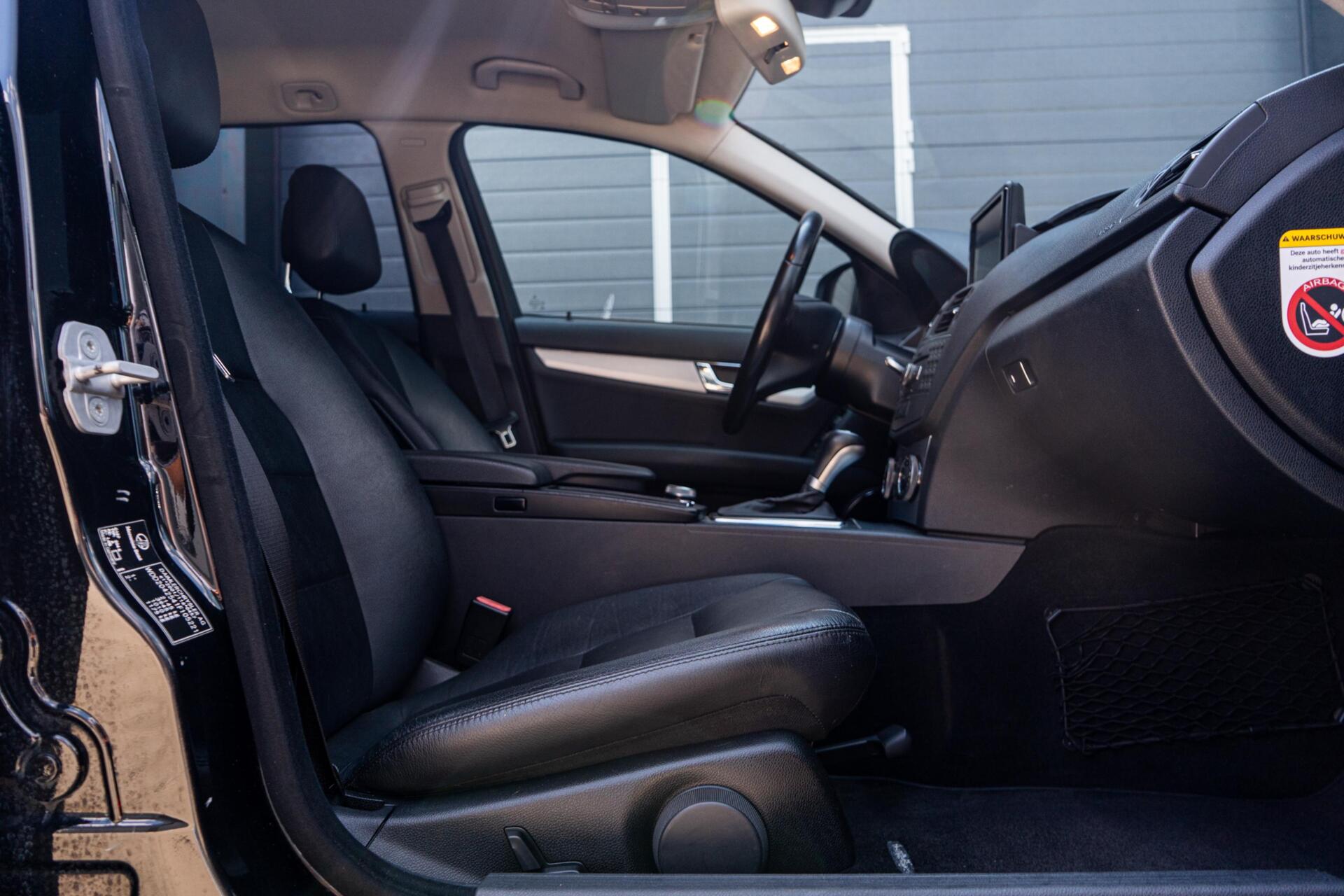 Foto van Mercedes-Benz C 280