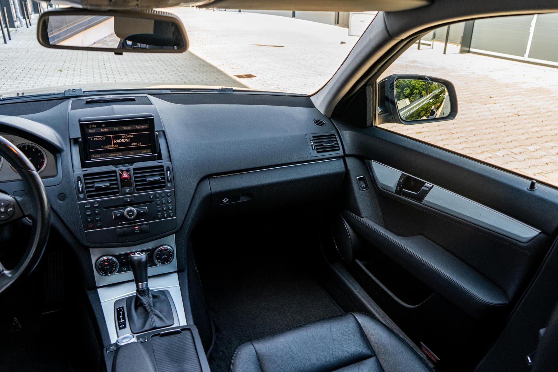 Foto van Mercedes-Benz C 280