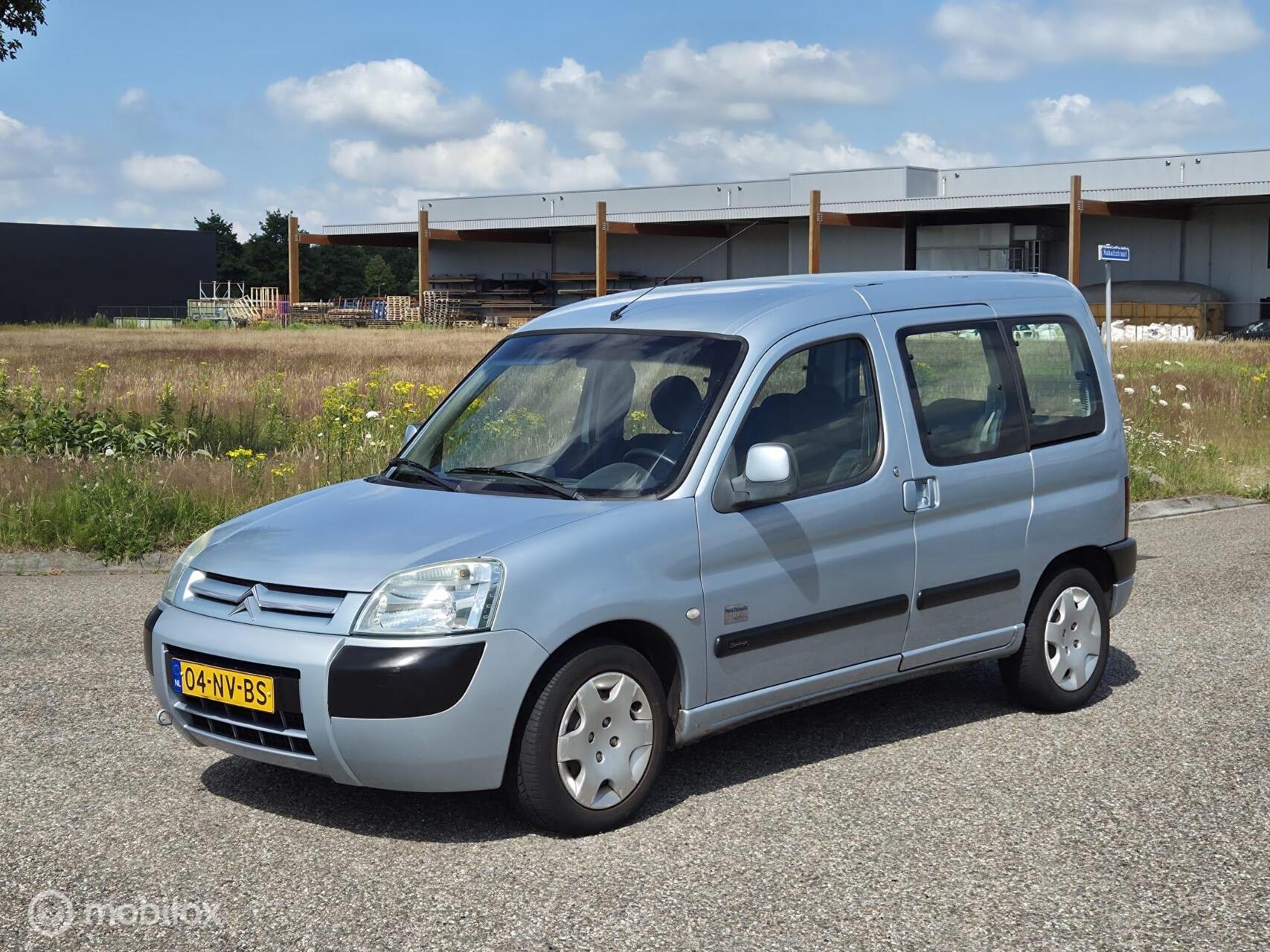Citroen Berlingo 1.6i Multispace Airco / Cruise / Apk 2004 - voorkant