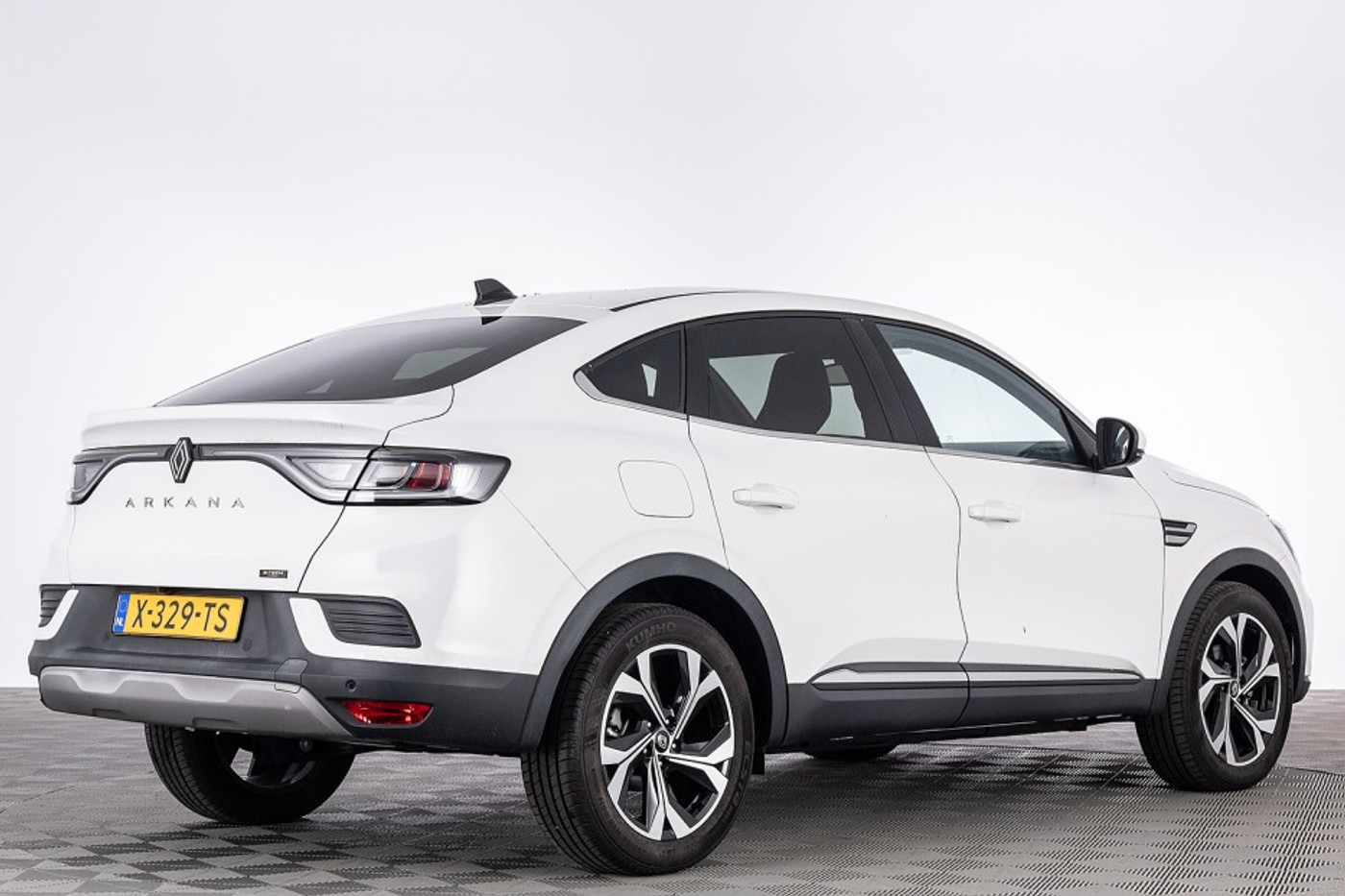 Foto van Renault Arkana E-tech