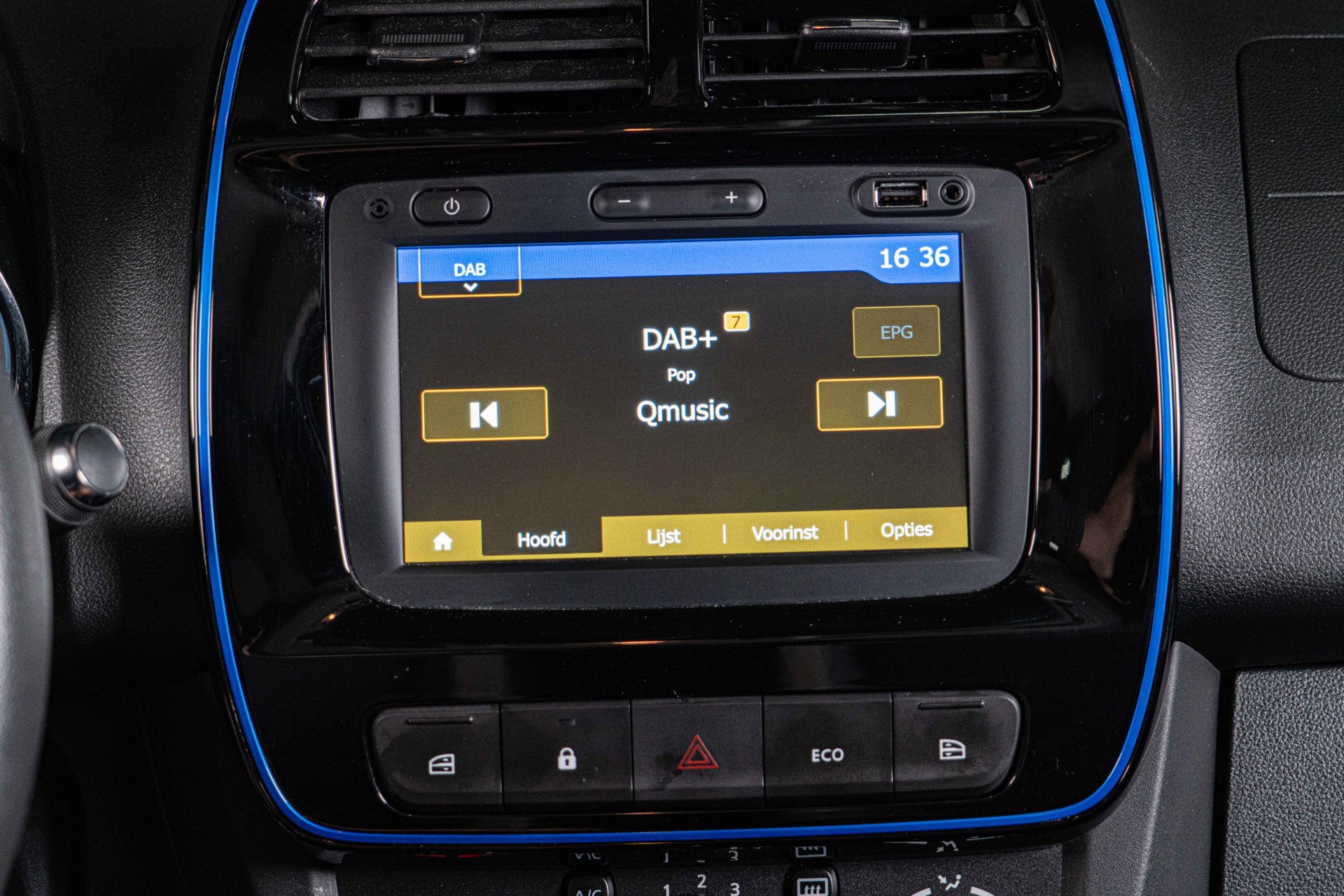 Foto van Dacia Spring