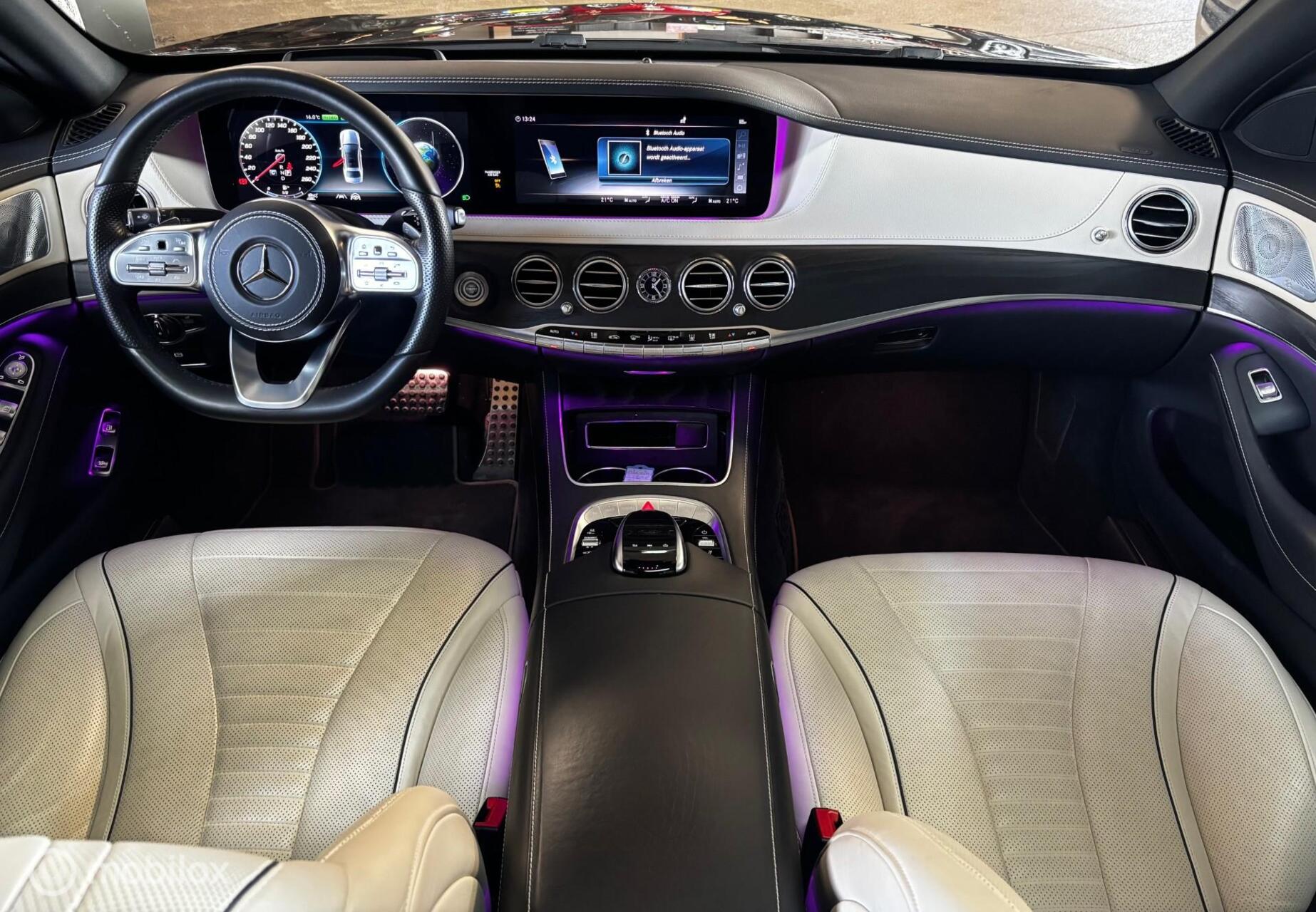 Foto van Mercedes-Benz S 560 E