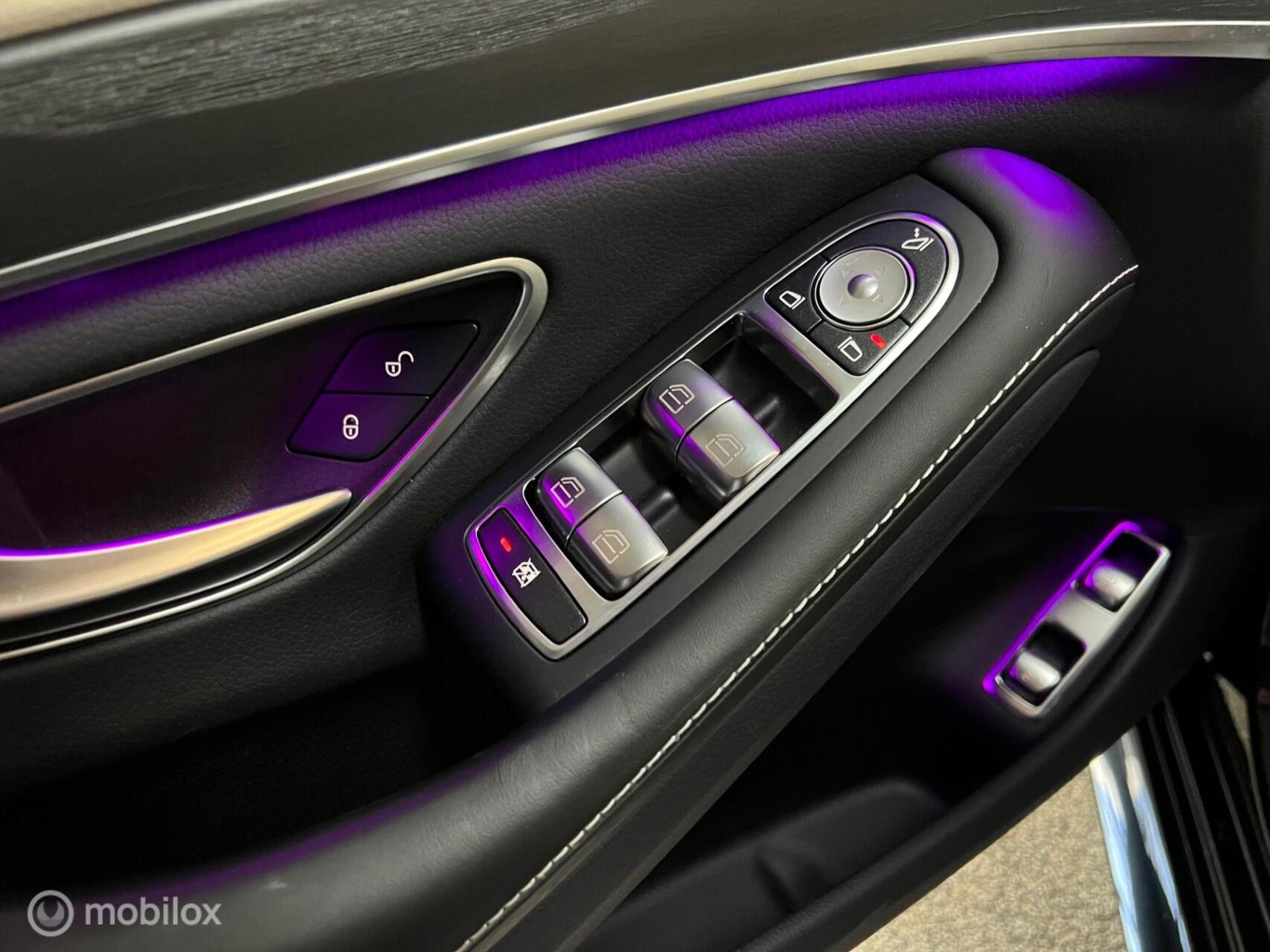 Foto van Mercedes-Benz S 560 E