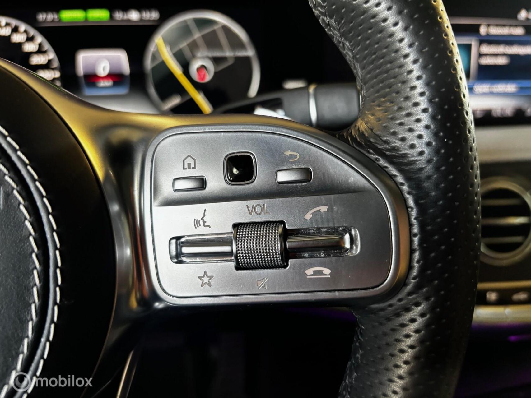 Foto van Mercedes-Benz S 560 E
