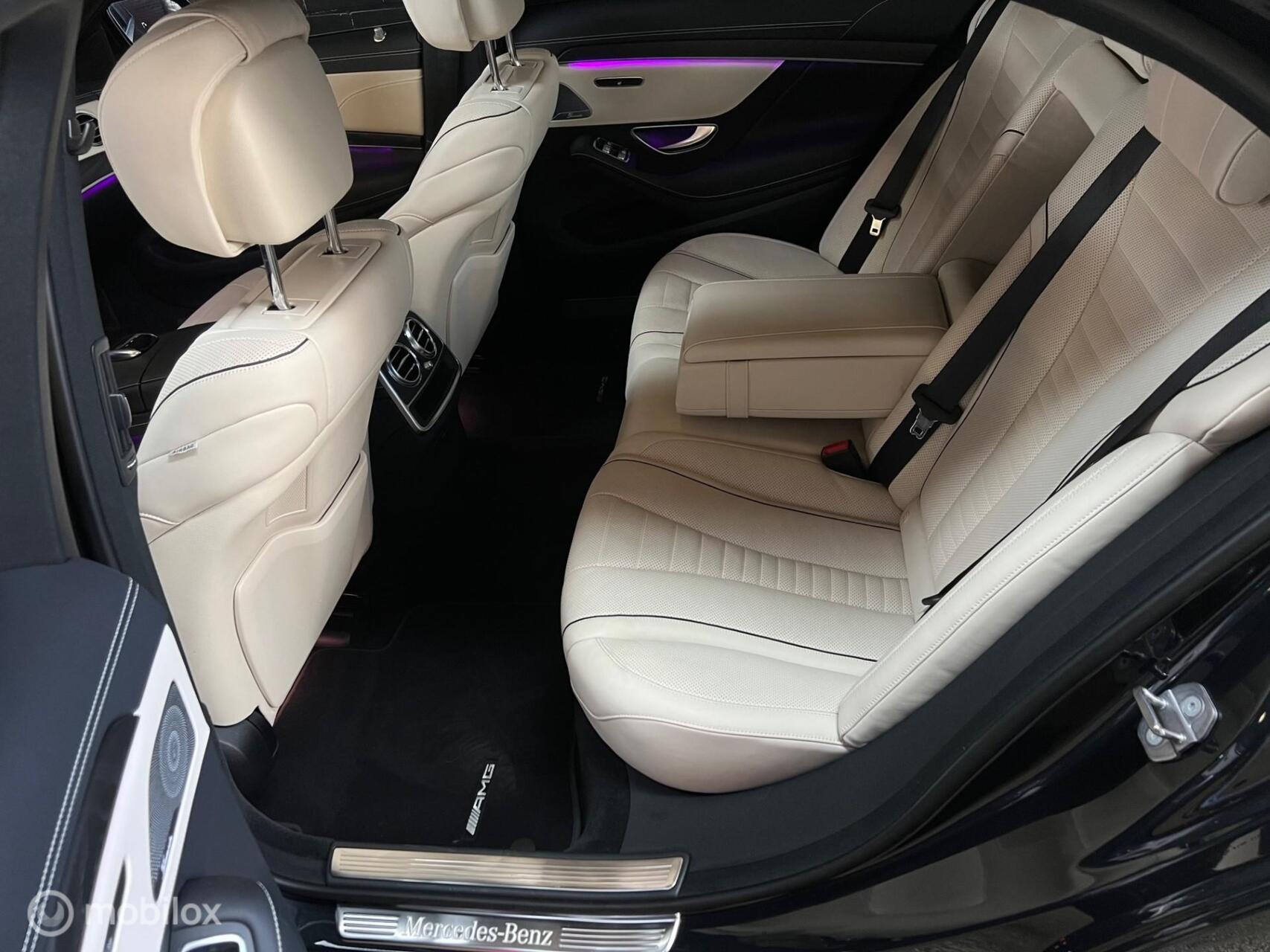 Foto van Mercedes-Benz S 560 E