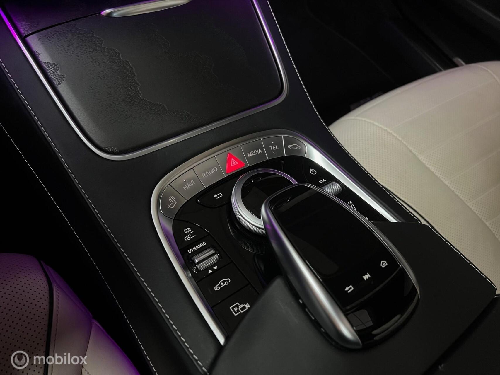 Foto van Mercedes-Benz S 560 E