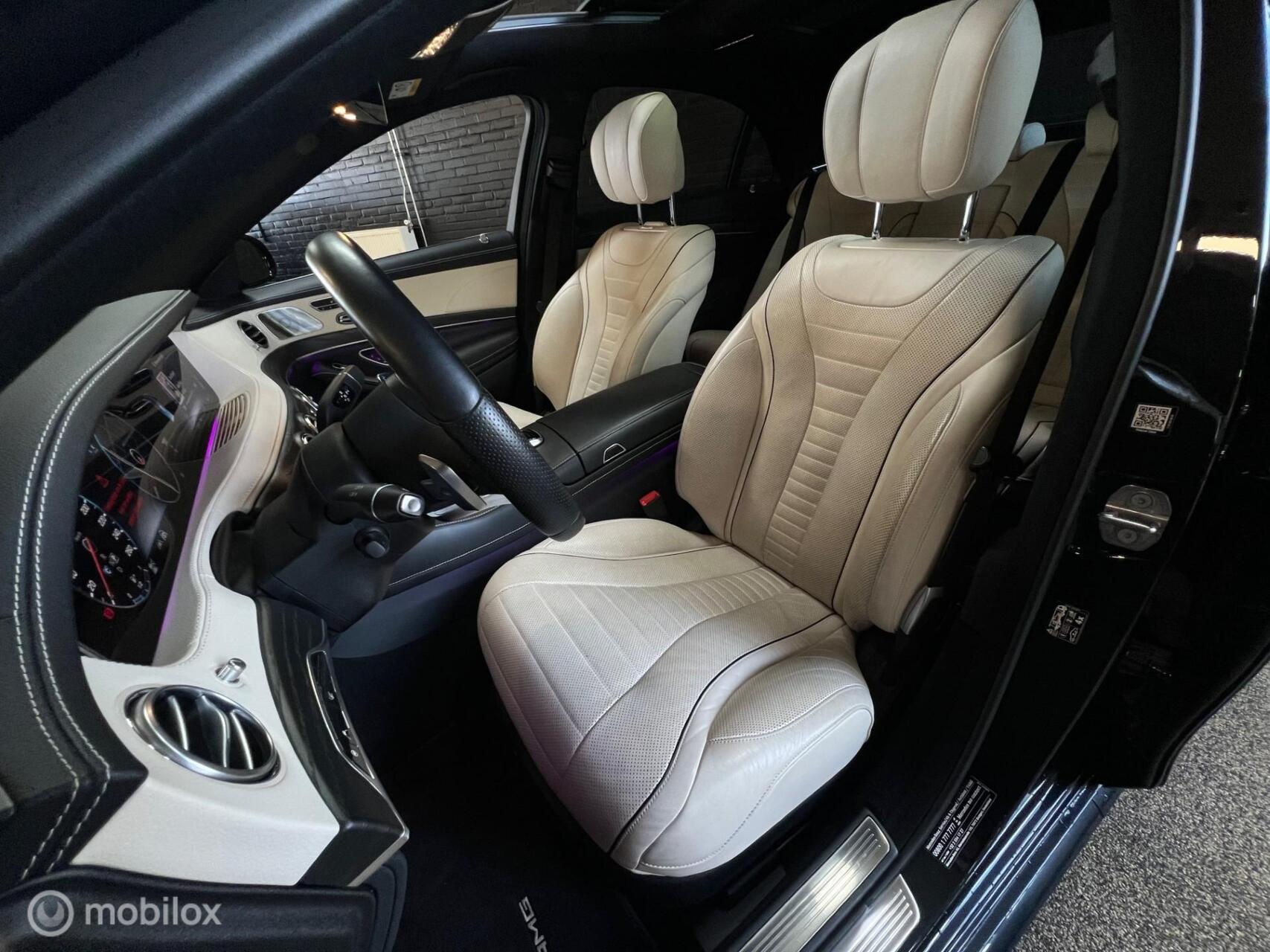 Foto van Mercedes-Benz S 560 E