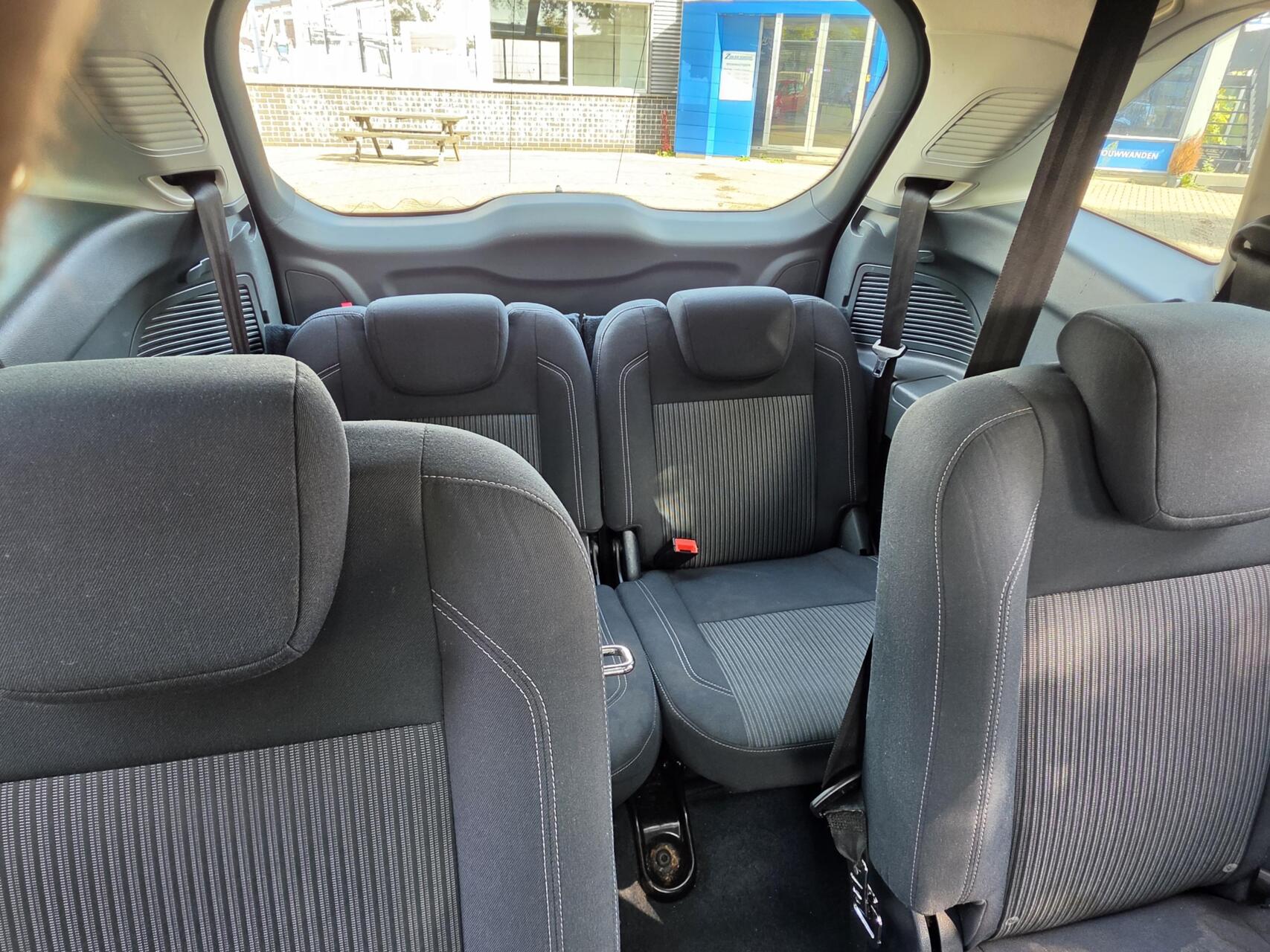 Foto van Ford Grand C-max