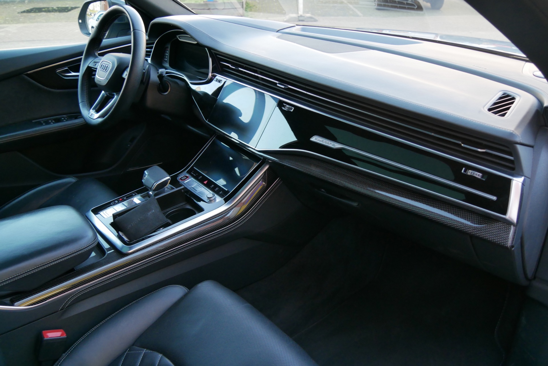 Foto van Audi Sq8