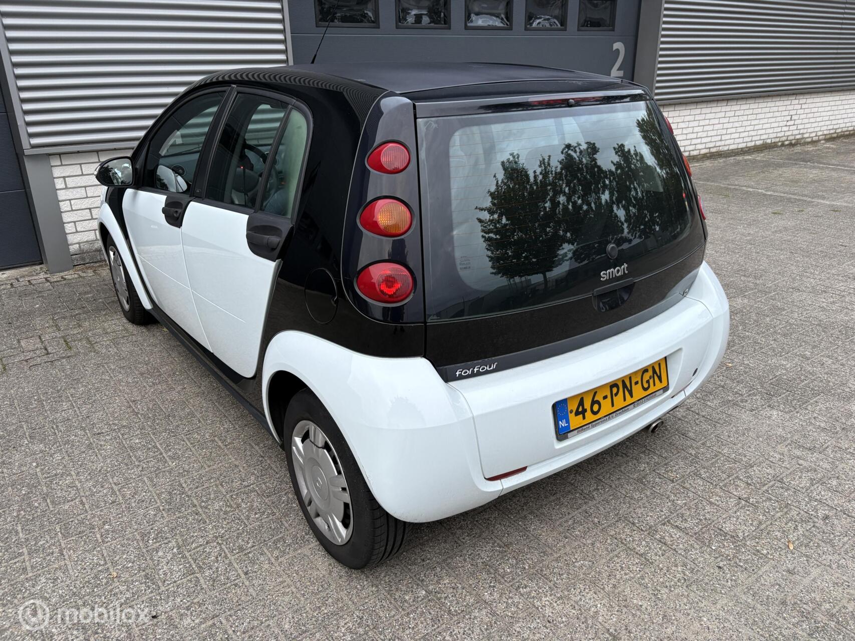 Foto van Smart Forfour 1.3