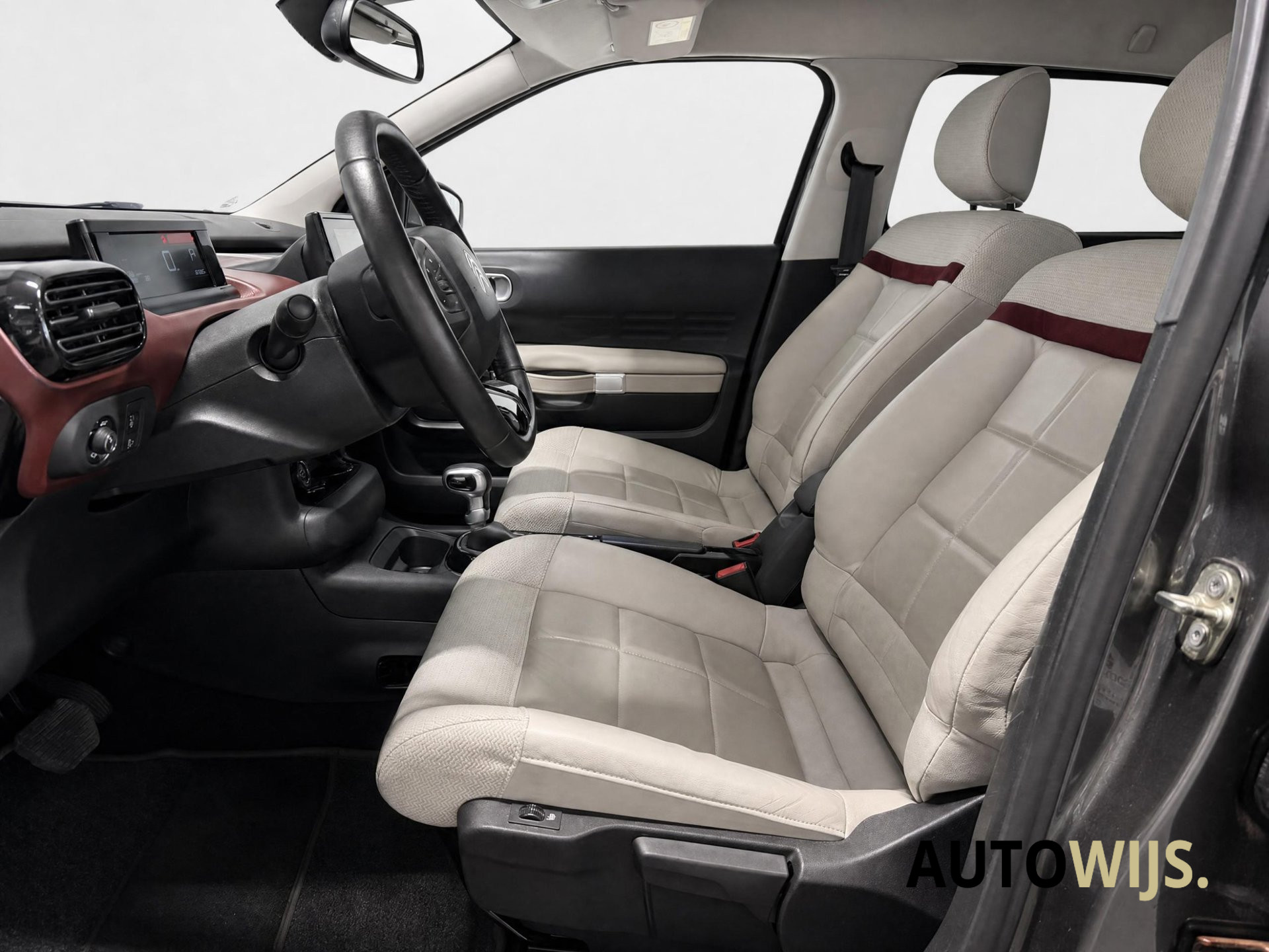 Foto van Citroen C4 Cactus