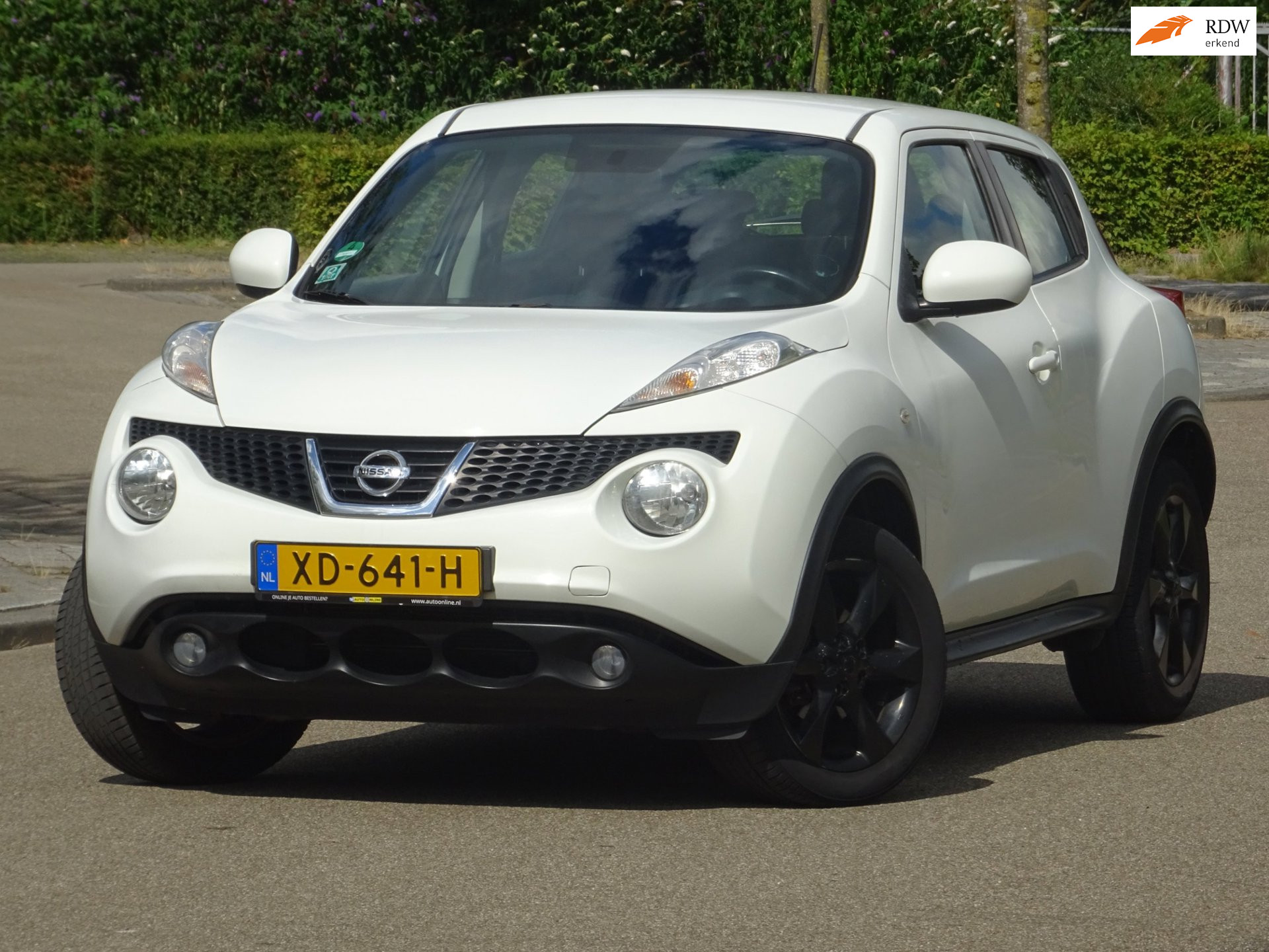 Nissan Nissan Juke 1.6 Acenta BJ2011 119DKM CLIMA/CRUISE/ANDROID 2011 - voorkant