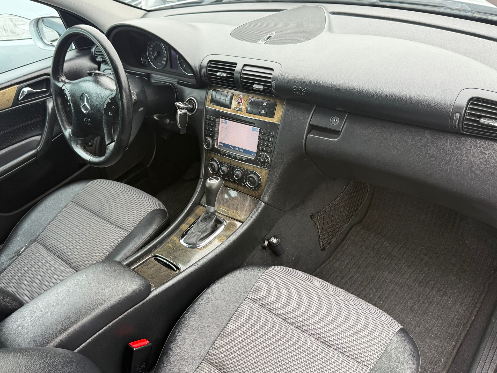 Foto van Mercedes-Benz C 180 Kompressor