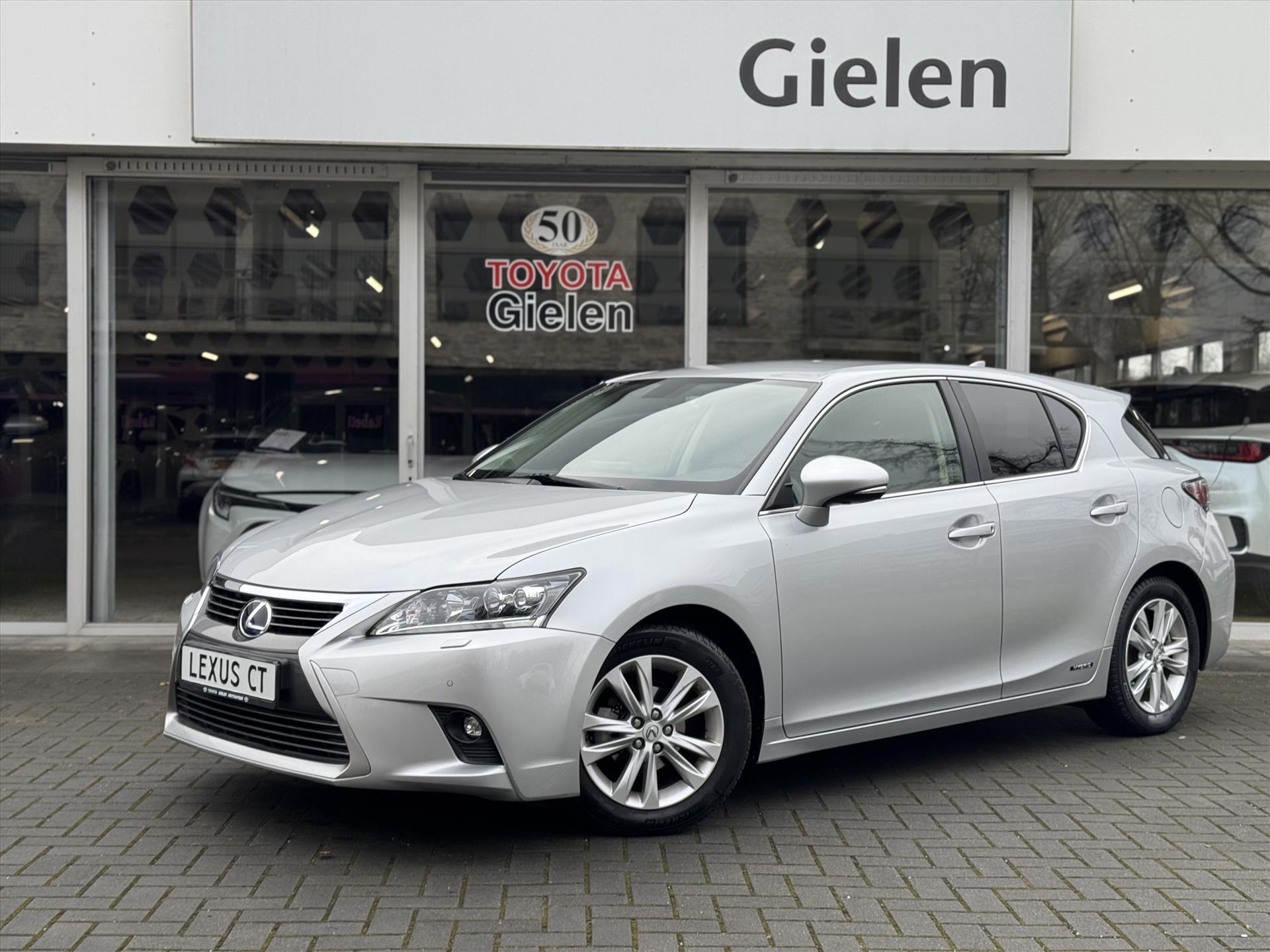 Lexus Lexus Ct200h 200h Luxury Line | Leer, Geheugenfunctie, Stoelverwarming, Parkeersensoren, Navigatie, Camera, Licht + Regensensor 2014 - voorkant